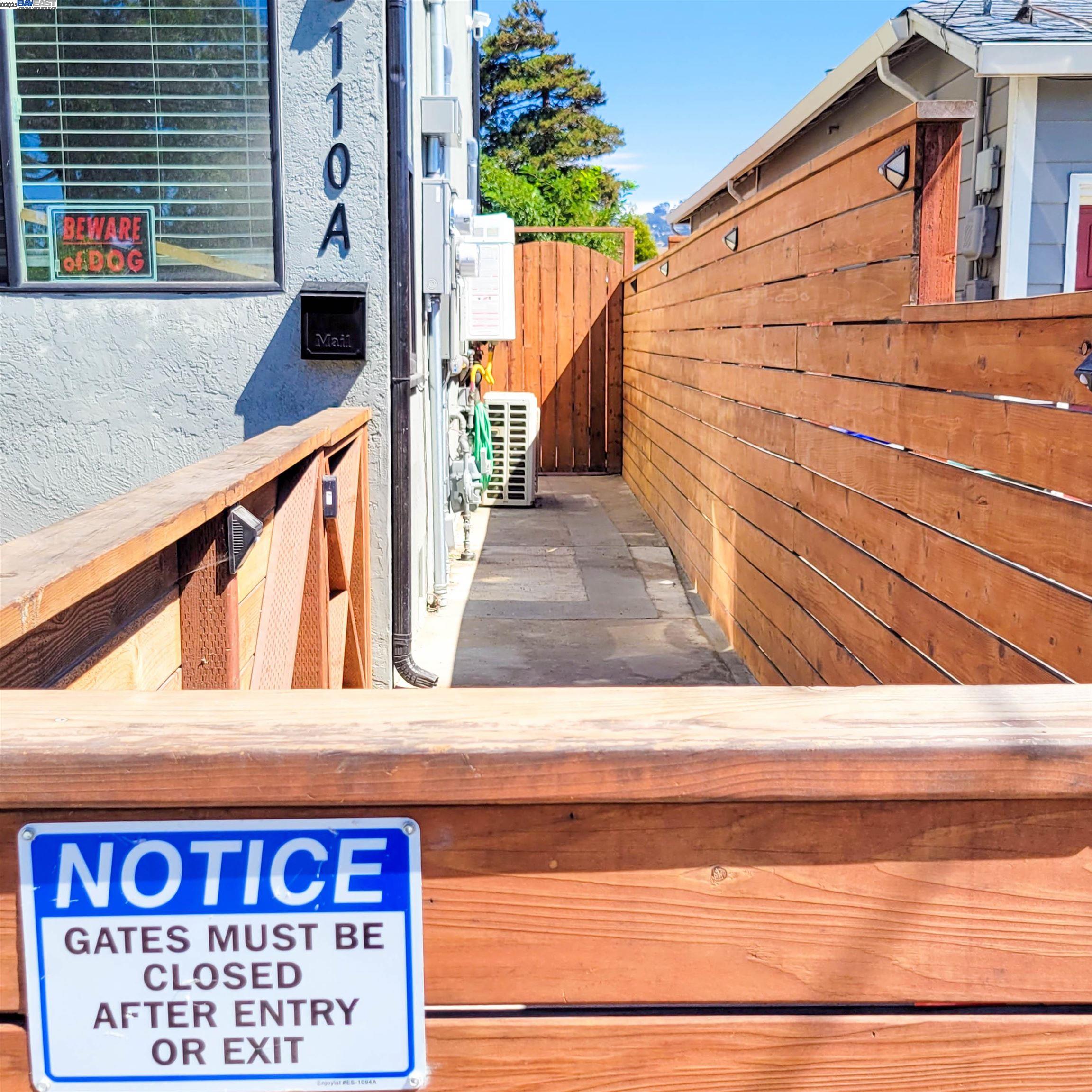 Detail Gallery Image 18 of 18 For 110 S 37th St a,  Richmond,  CA 94804 - 2 Beds | 2 Baths