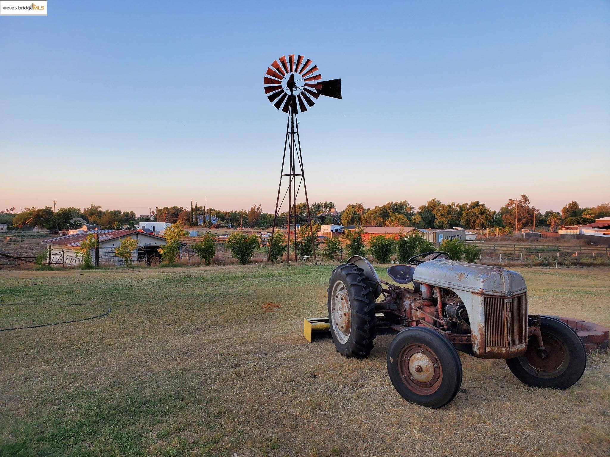 Front Image Thumbnail for EB41119182