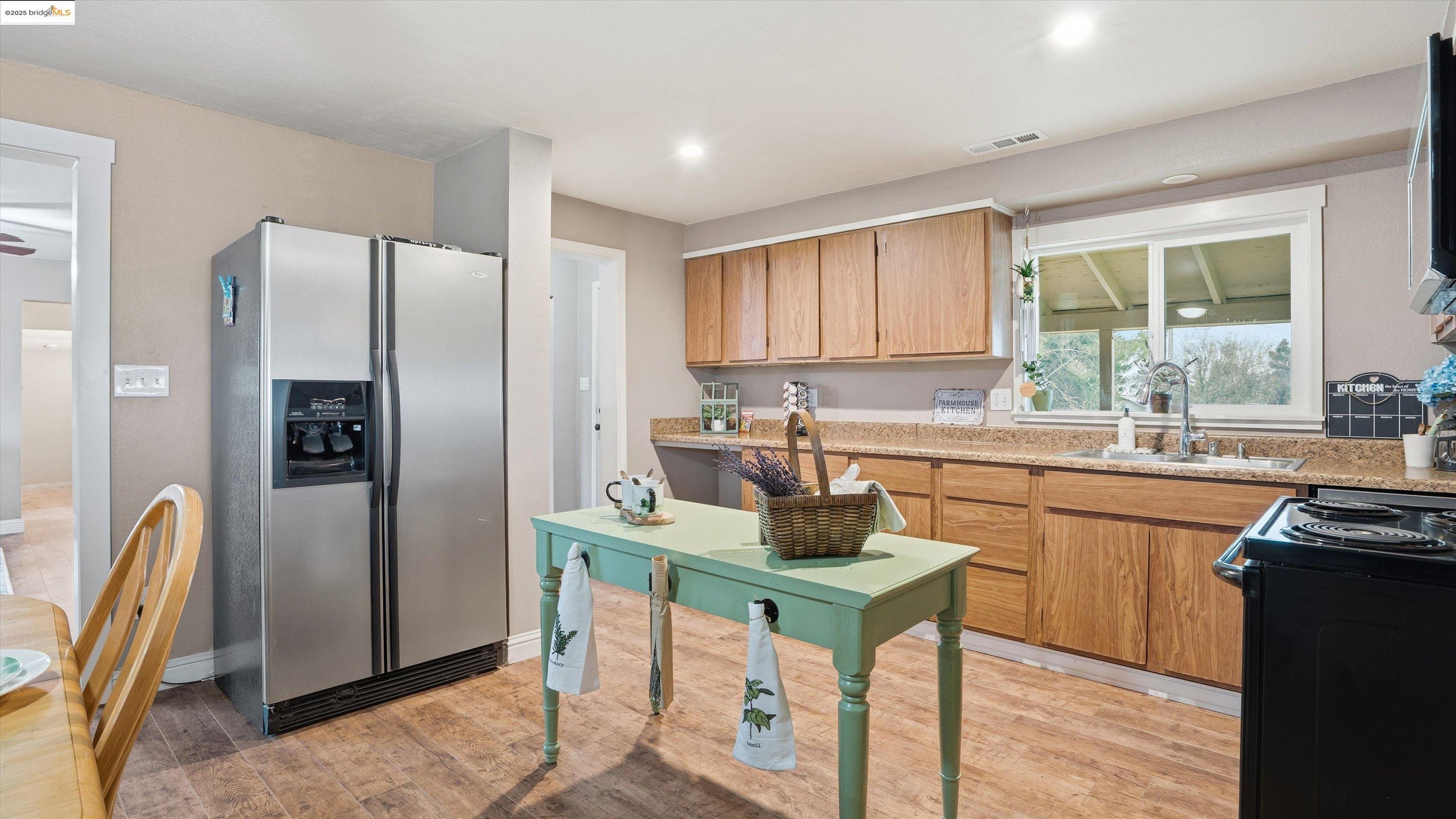 Detail Gallery Image 14 of 40 For 5372 Tule Tree Ln, Oakley,  CA 94561 - 3 Beds | 1 Baths