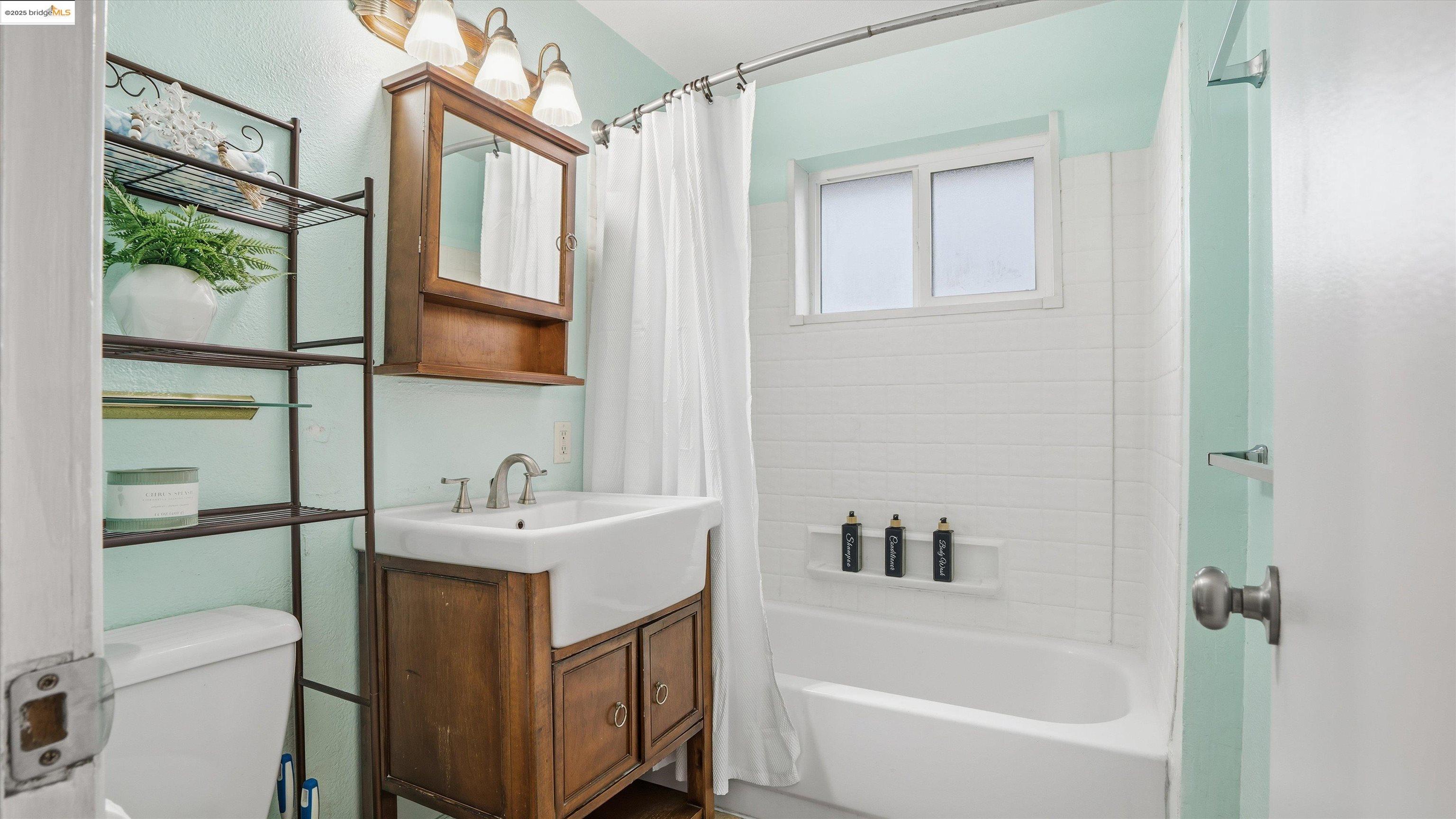 Detail Gallery Image 24 of 40 For 5372 Tule Tree Ln, Oakley,  CA 94561 - 3 Beds | 1 Baths