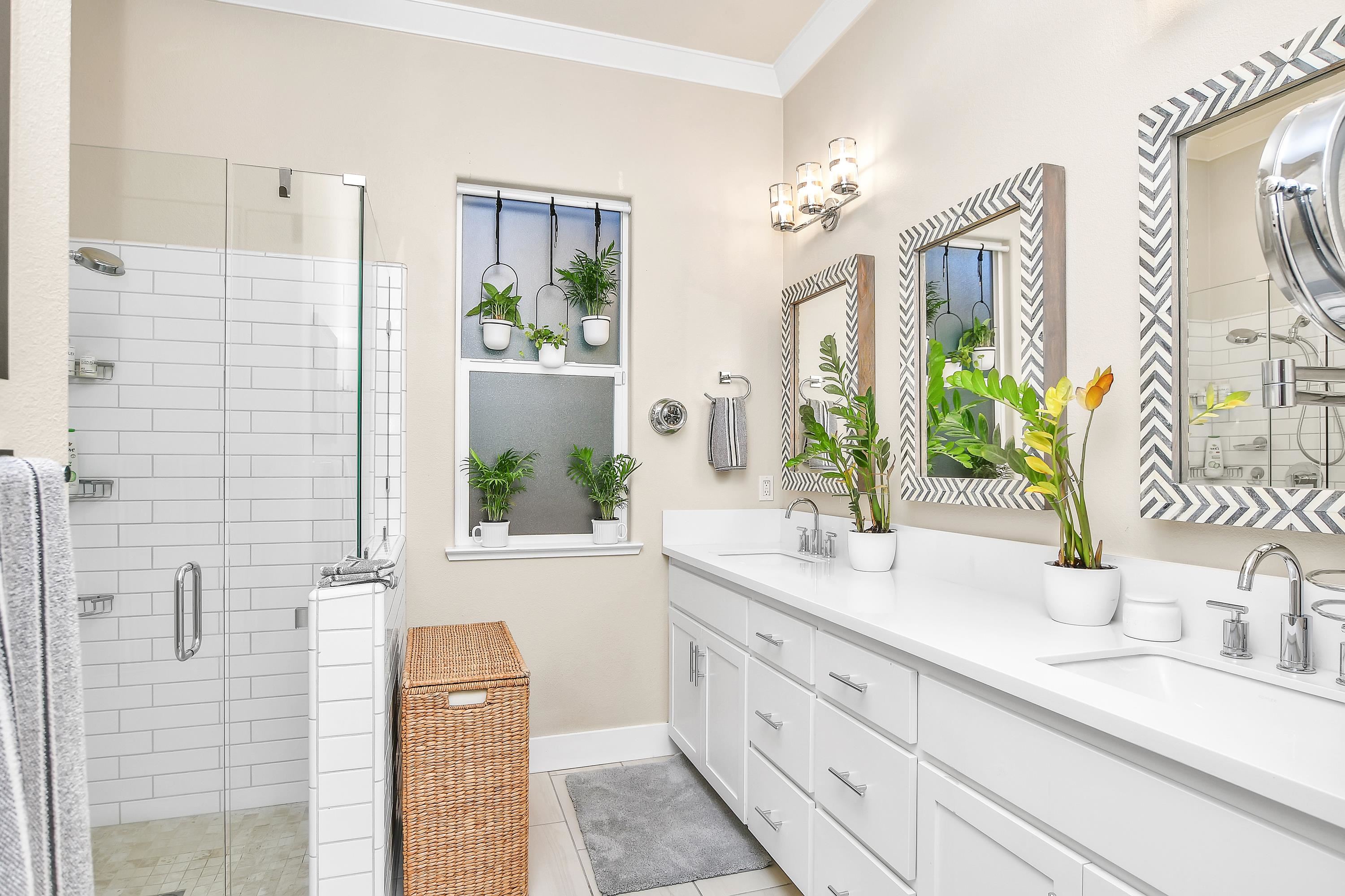 Detail Gallery Image 18 of 43 For 710 W Elm St, Lodi,  CA 95240 - 4 Beds | 2/1 Baths