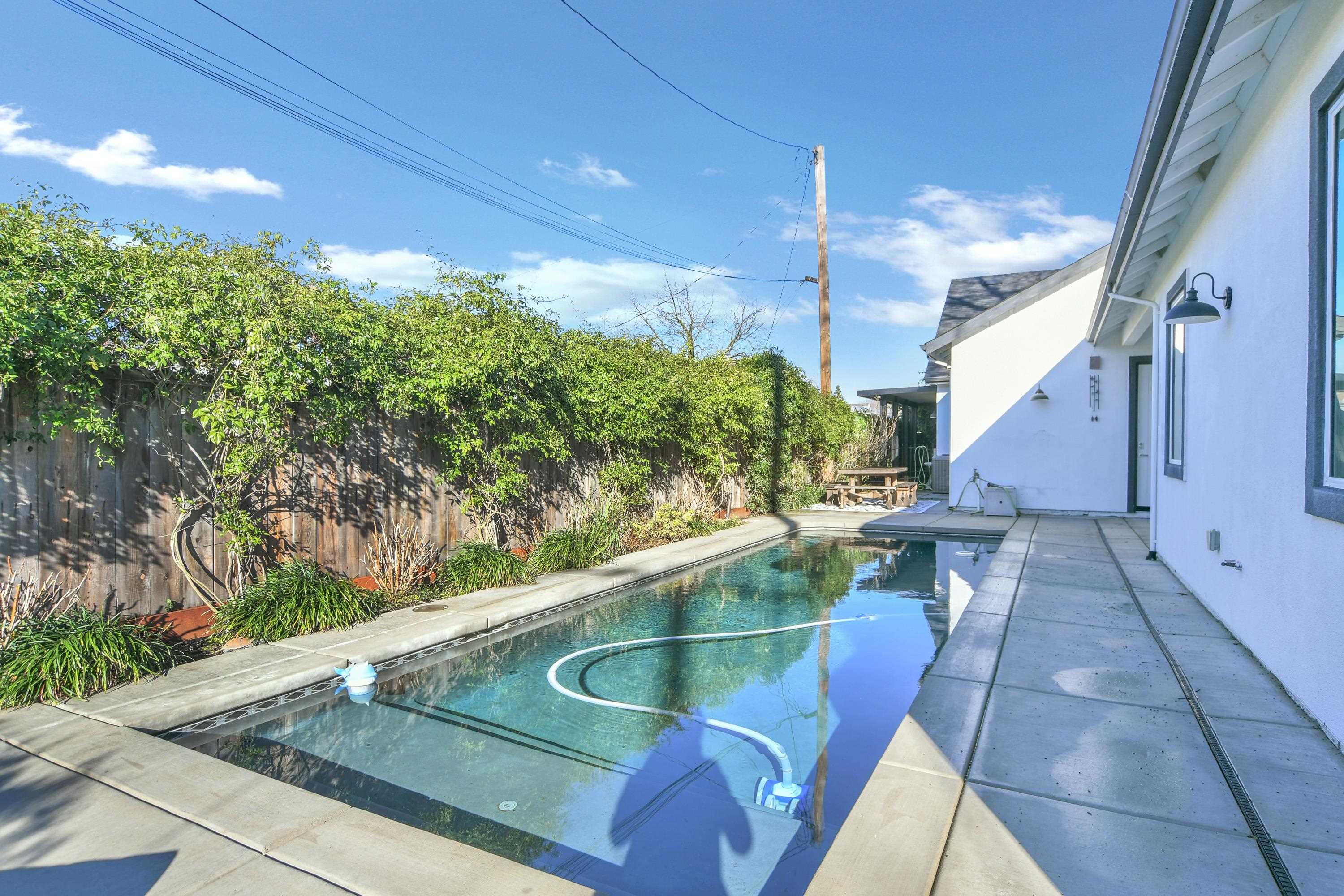 Detail Gallery Image 31 of 43 For 710 W Elm St, Lodi,  CA 95240 - 4 Beds | 2/1 Baths