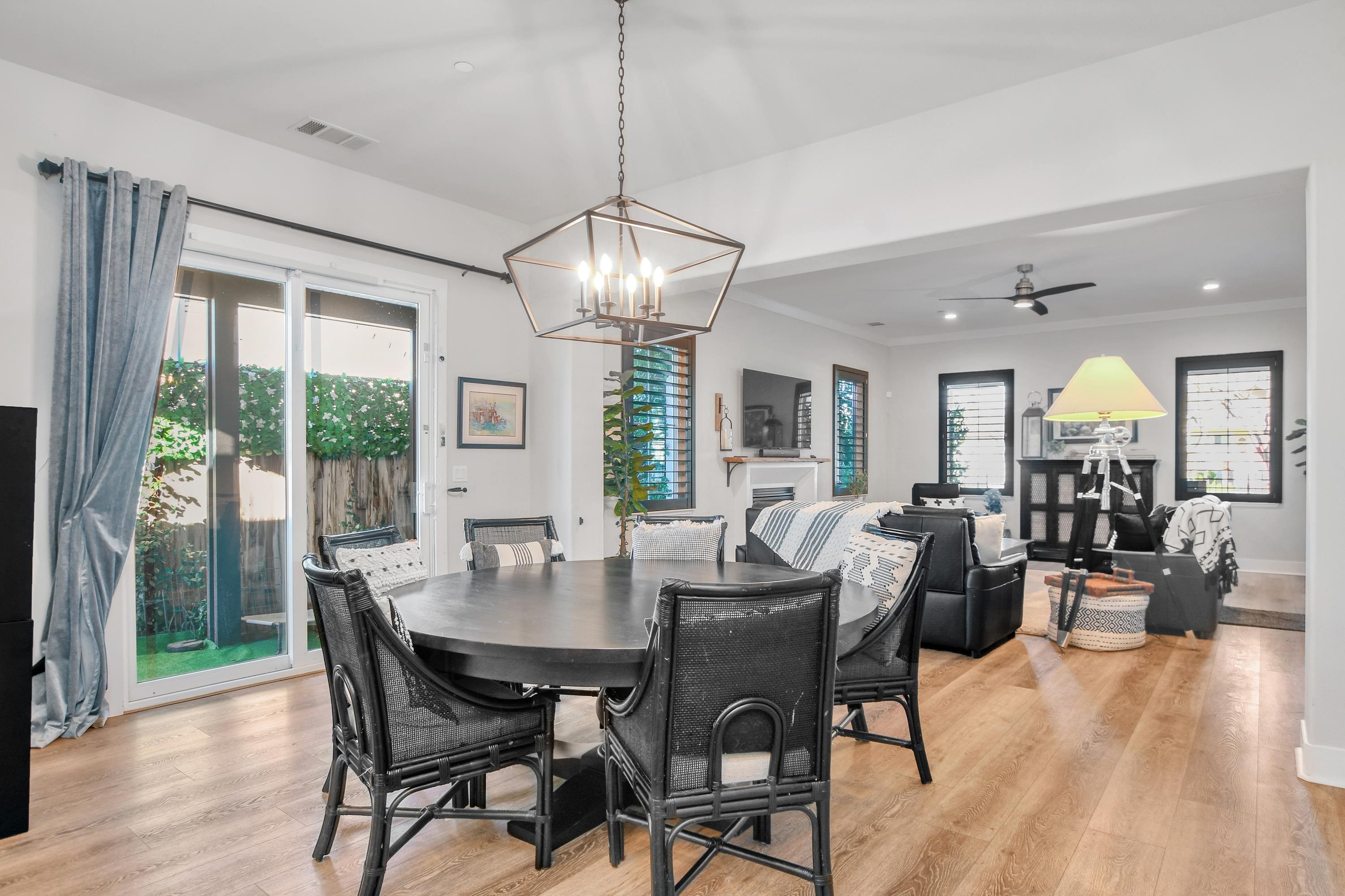 Detail Gallery Image 10 of 43 For 710 W Elm St, Lodi,  CA 95240 - 4 Beds | 2/1 Baths