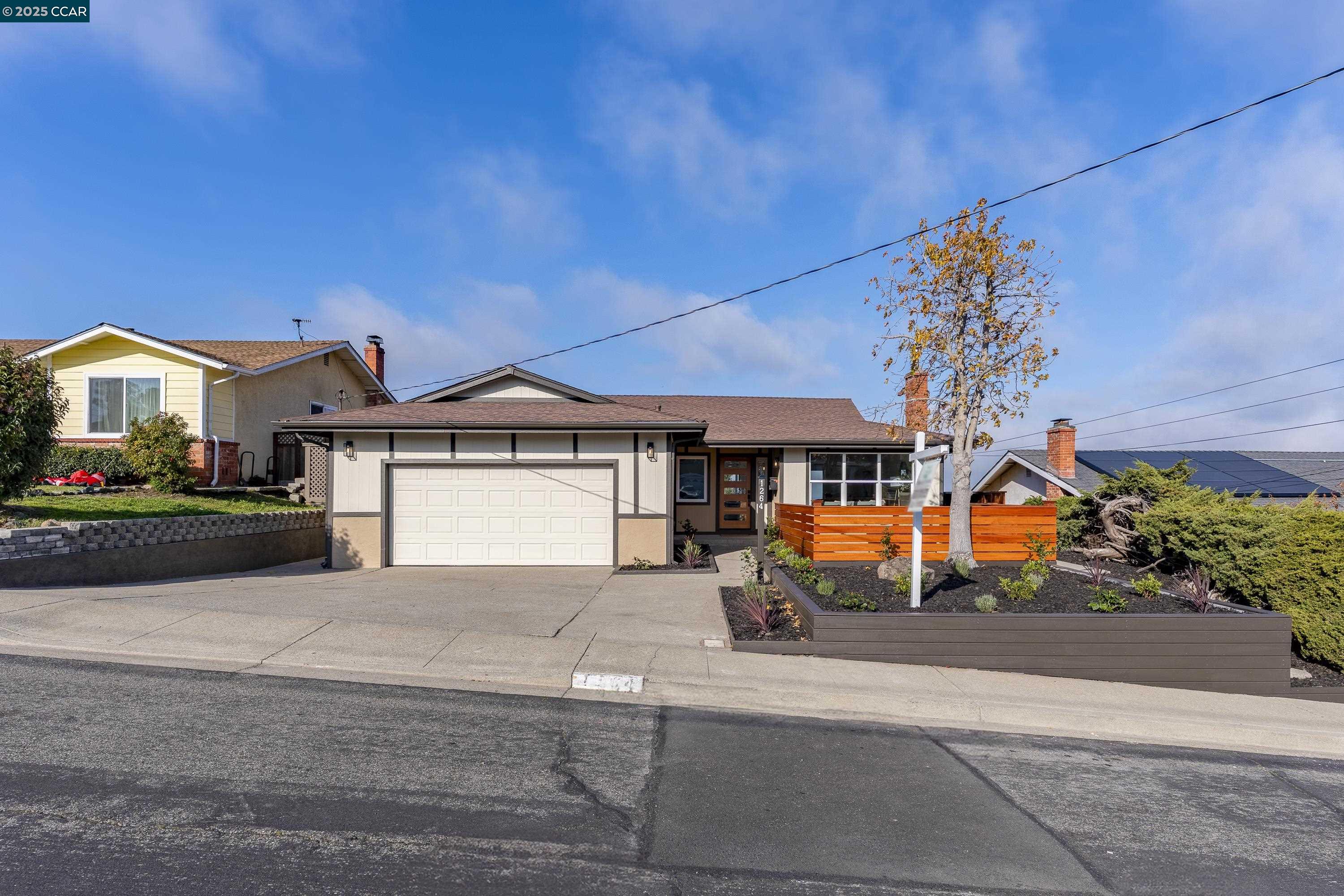 Detail Gallery Image 1 of 60 For 1264 Belfair Dr, Pinole,  CA 94564 - 3 Beds | 2 Baths