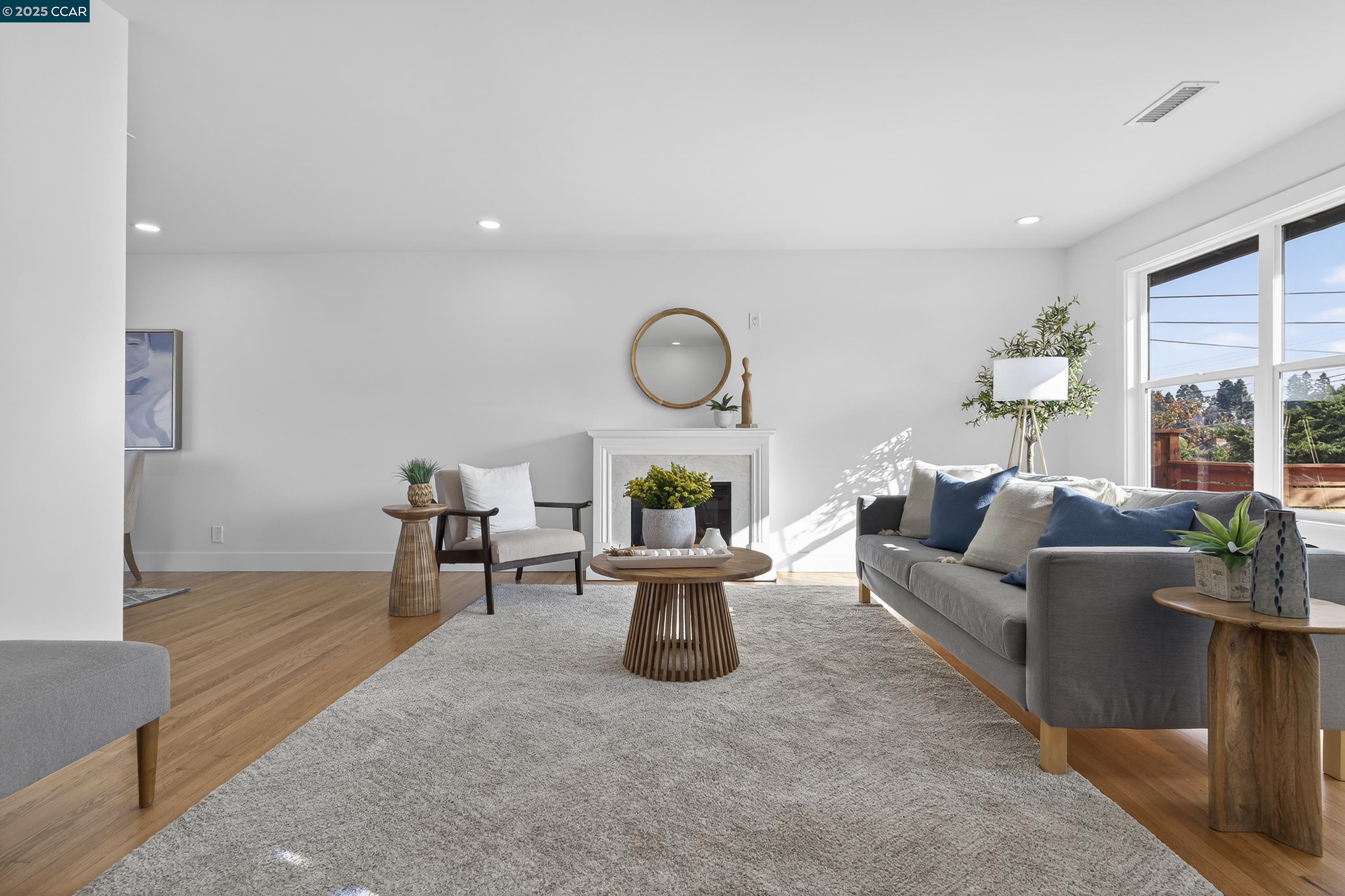 Detail Gallery Image 11 of 60 For 1264 Belfair Dr, Pinole,  CA 94564 - 3 Beds | 2 Baths