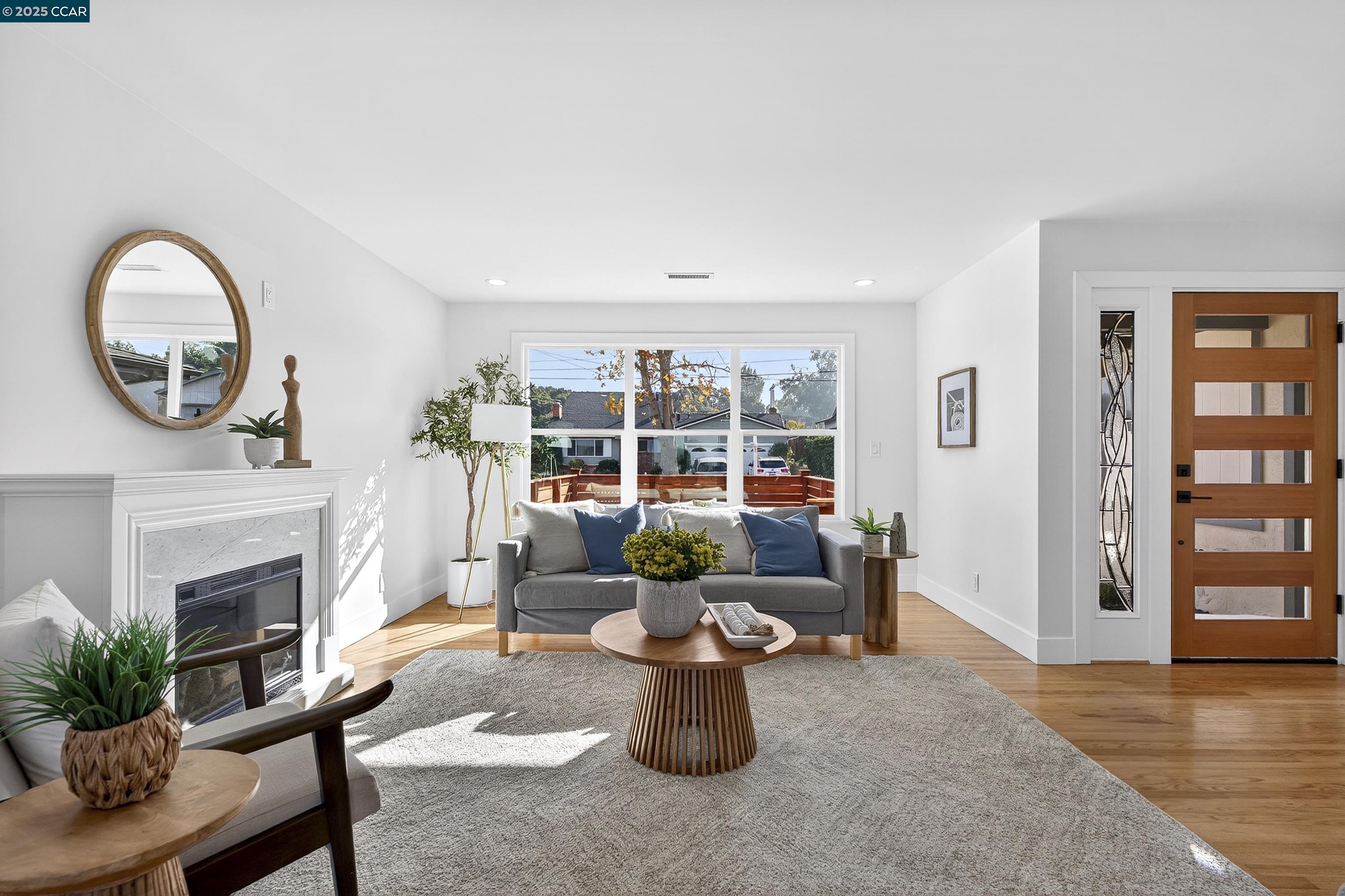 Detail Gallery Image 13 of 60 For 1264 Belfair Dr, Pinole,  CA 94564 - 3 Beds | 2 Baths