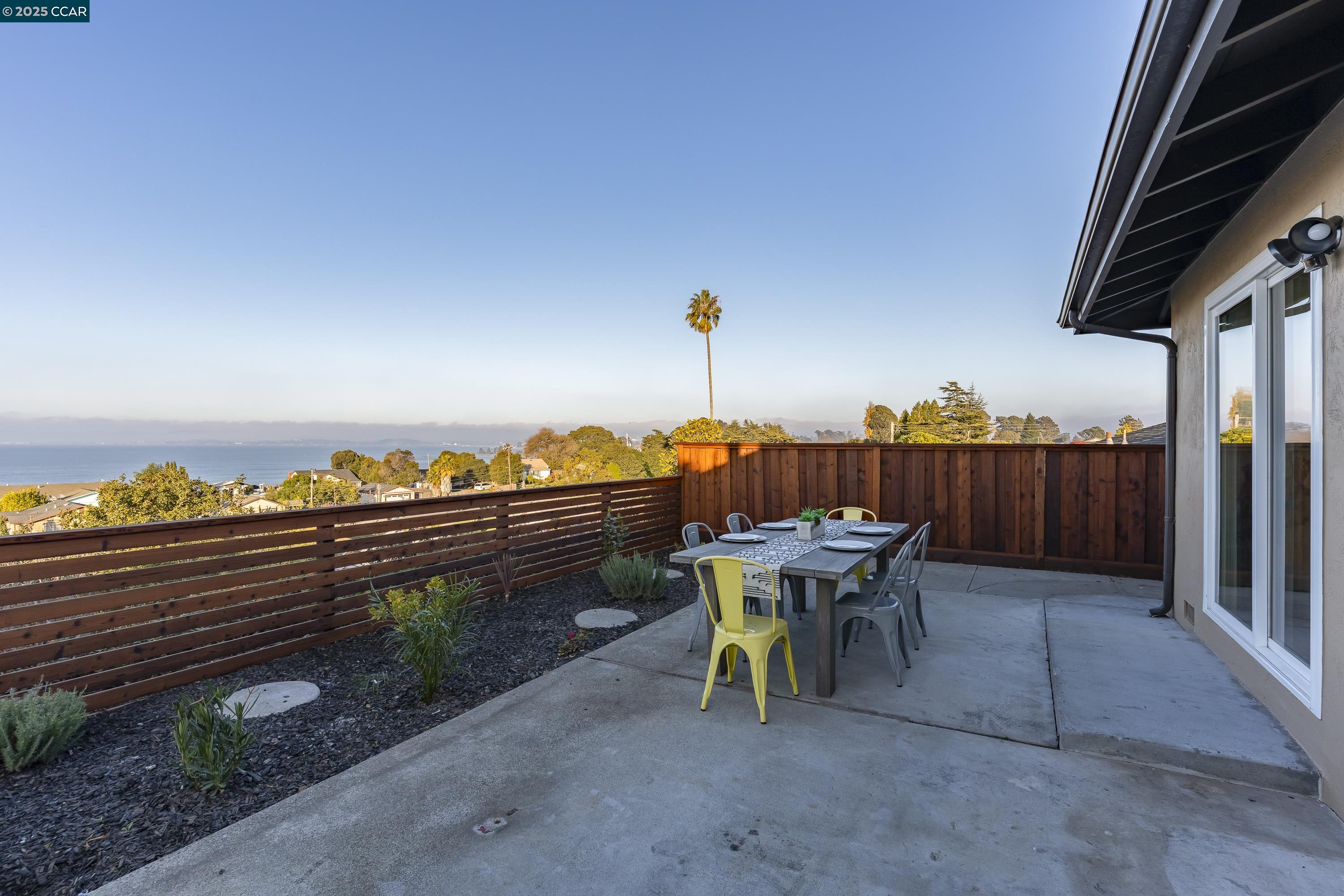 Detail Gallery Image 45 of 60 For 1264 Belfair Dr, Pinole,  CA 94564 - 3 Beds | 2 Baths