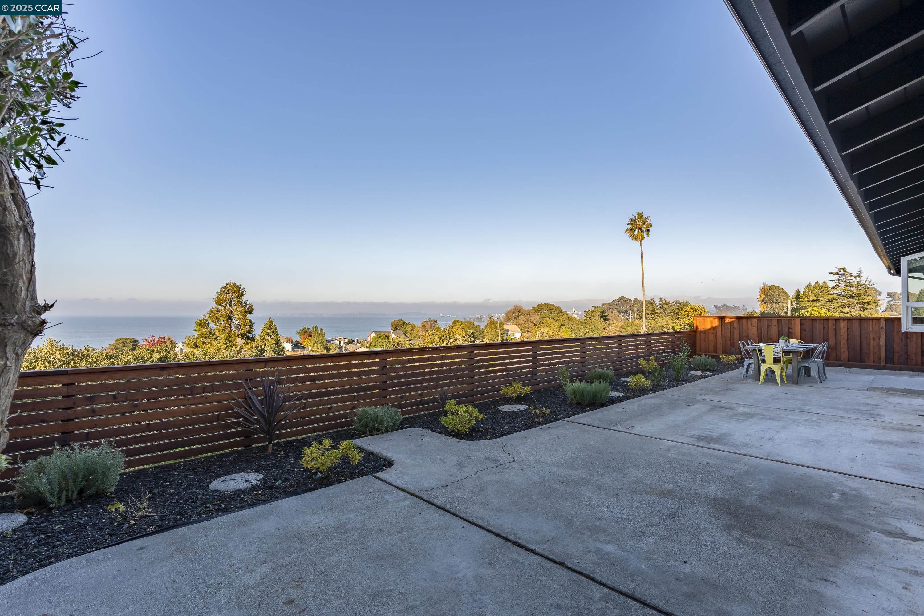 Detail Gallery Image 48 of 60 For 1264 Belfair Dr, Pinole,  CA 94564 - 3 Beds | 2 Baths