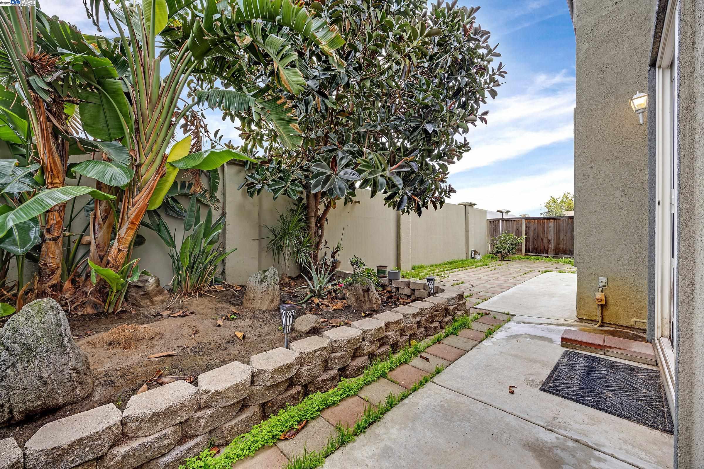 Detail Gallery Image 30 of 33 For 448 Burlington Dr, Tracy,  CA 95376 - 5 Beds | 3 Baths