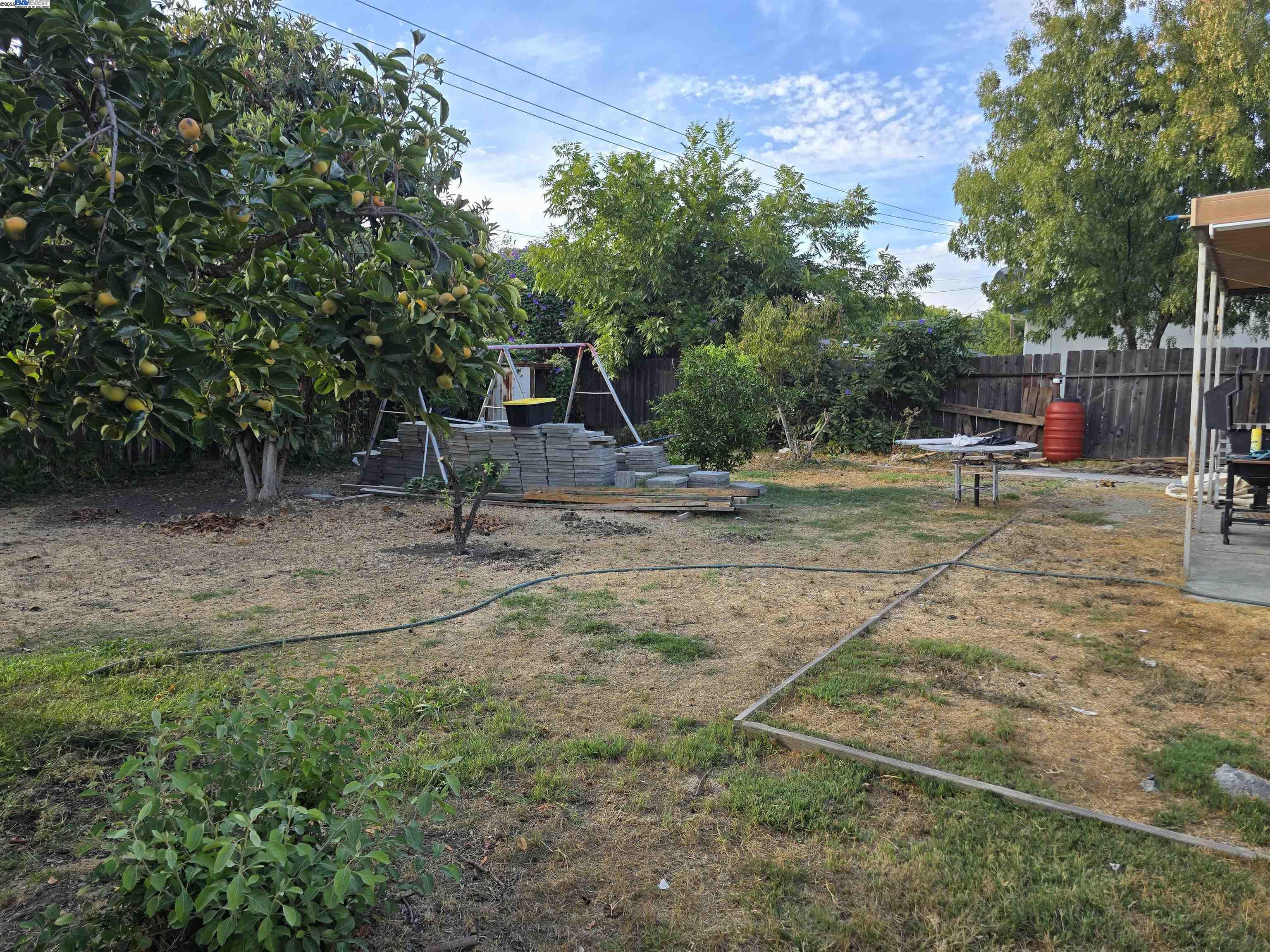 Detail Gallery Image 6 of 9 For 6933 Kermit Ln, Stockton,  CA 95207 - 3 Beds | 1 Baths