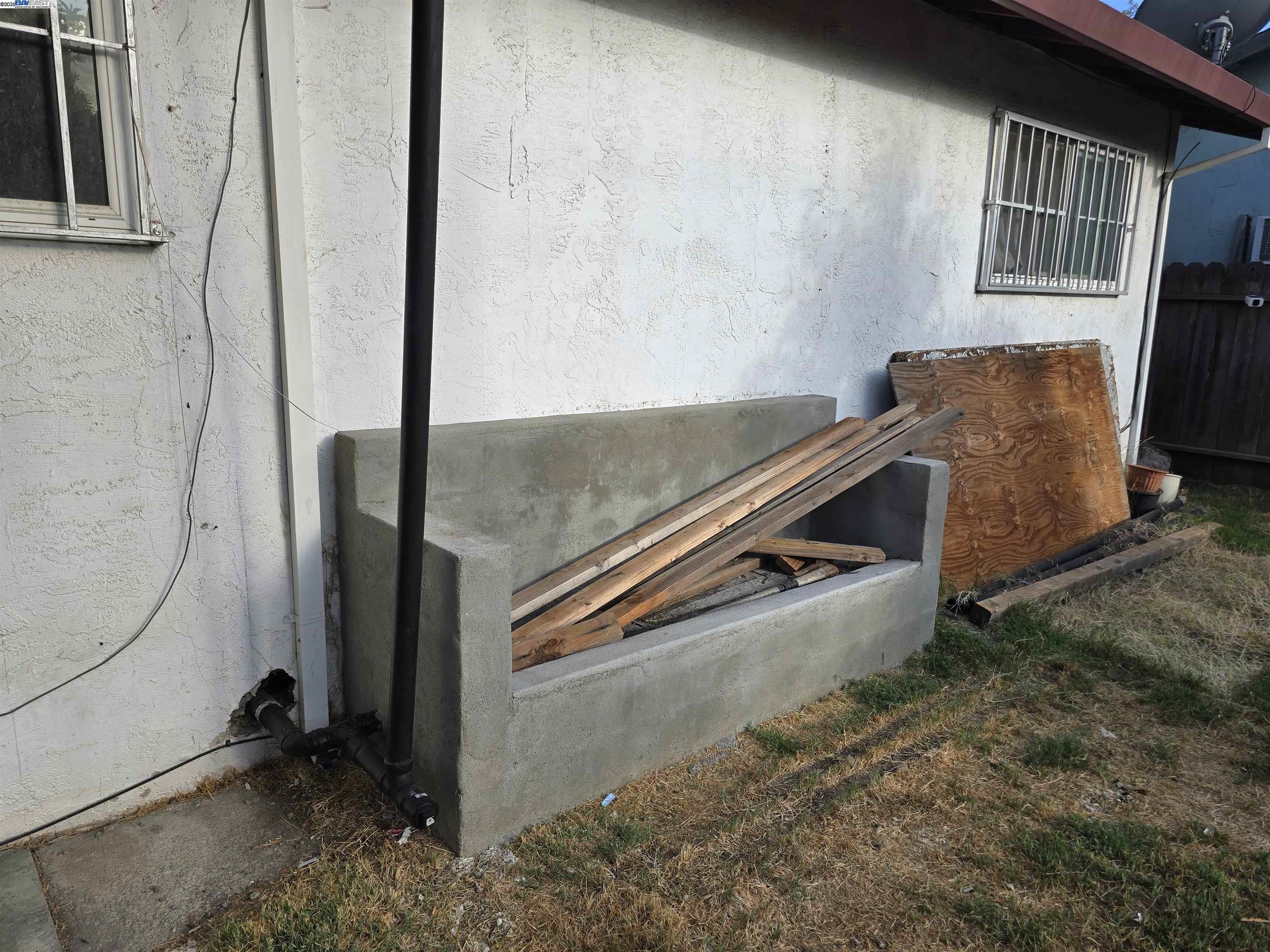 Detail Gallery Image 9 of 9 For 6933 Kermit Ln, Stockton,  CA 95207 - 3 Beds | 1 Baths