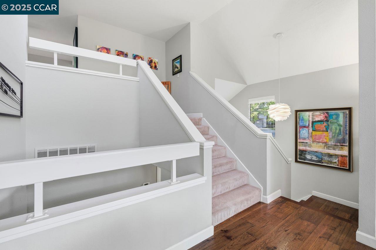 Detail Gallery Image 18 of 48 For 533 Monarch Ridge Dr, Walnut Creek,  CA 94597 - 2 Beds | 2/1 Baths