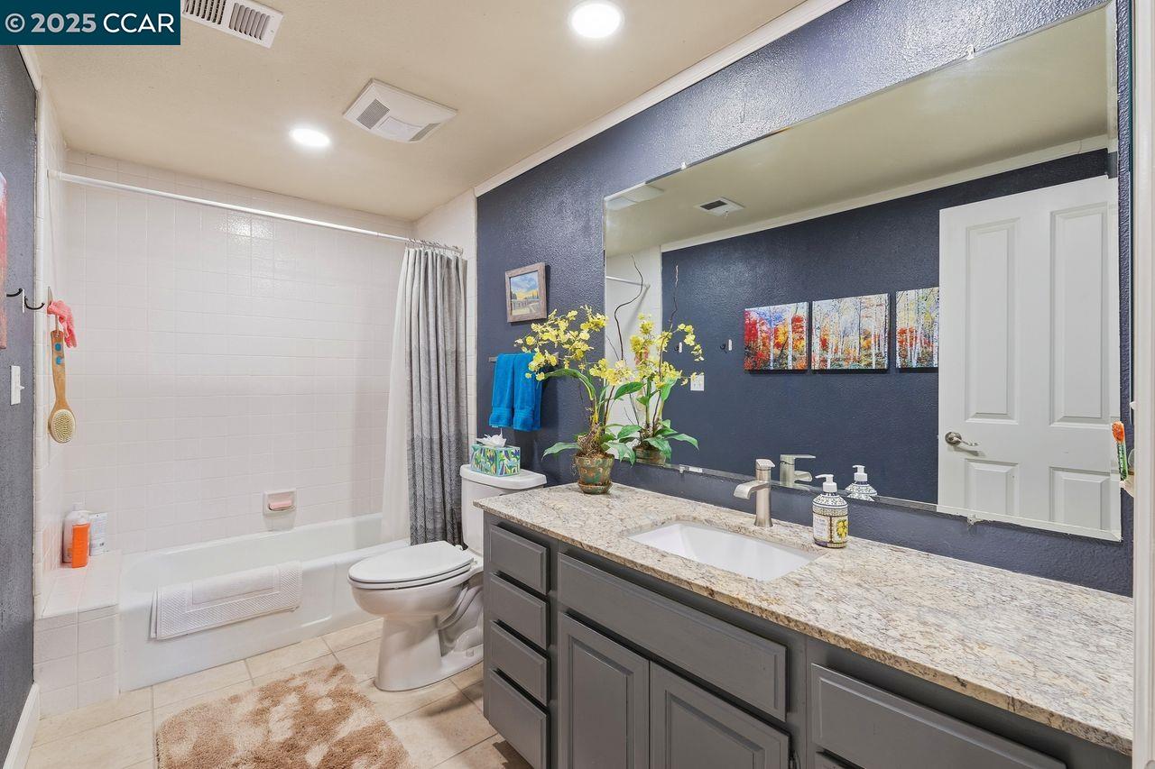 Detail Gallery Image 32 of 48 For 533 Monarch Ridge Dr, Walnut Creek,  CA 94597 - 2 Beds | 2/1 Baths