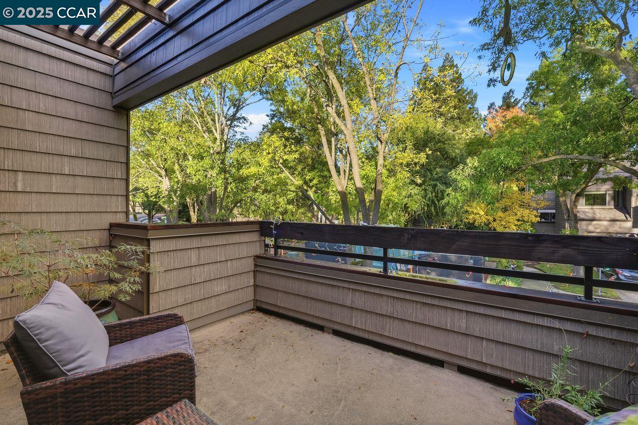 Detail Gallery Image 33 of 48 For 533 Monarch Ridge Dr, Walnut Creek,  CA 94597 - 2 Beds | 2/1 Baths
