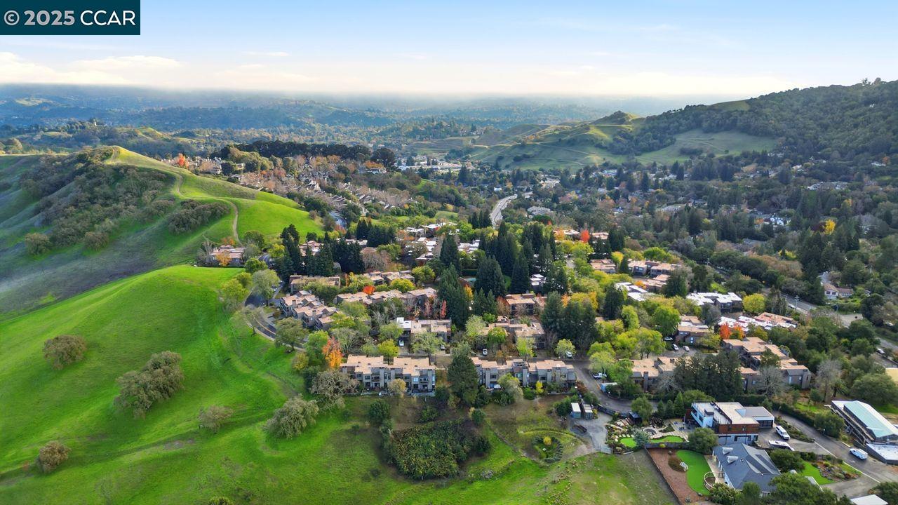 Detail Gallery Image 46 of 48 For 533 Monarch Ridge Dr, Walnut Creek,  CA 94597 - 2 Beds | 2/1 Baths