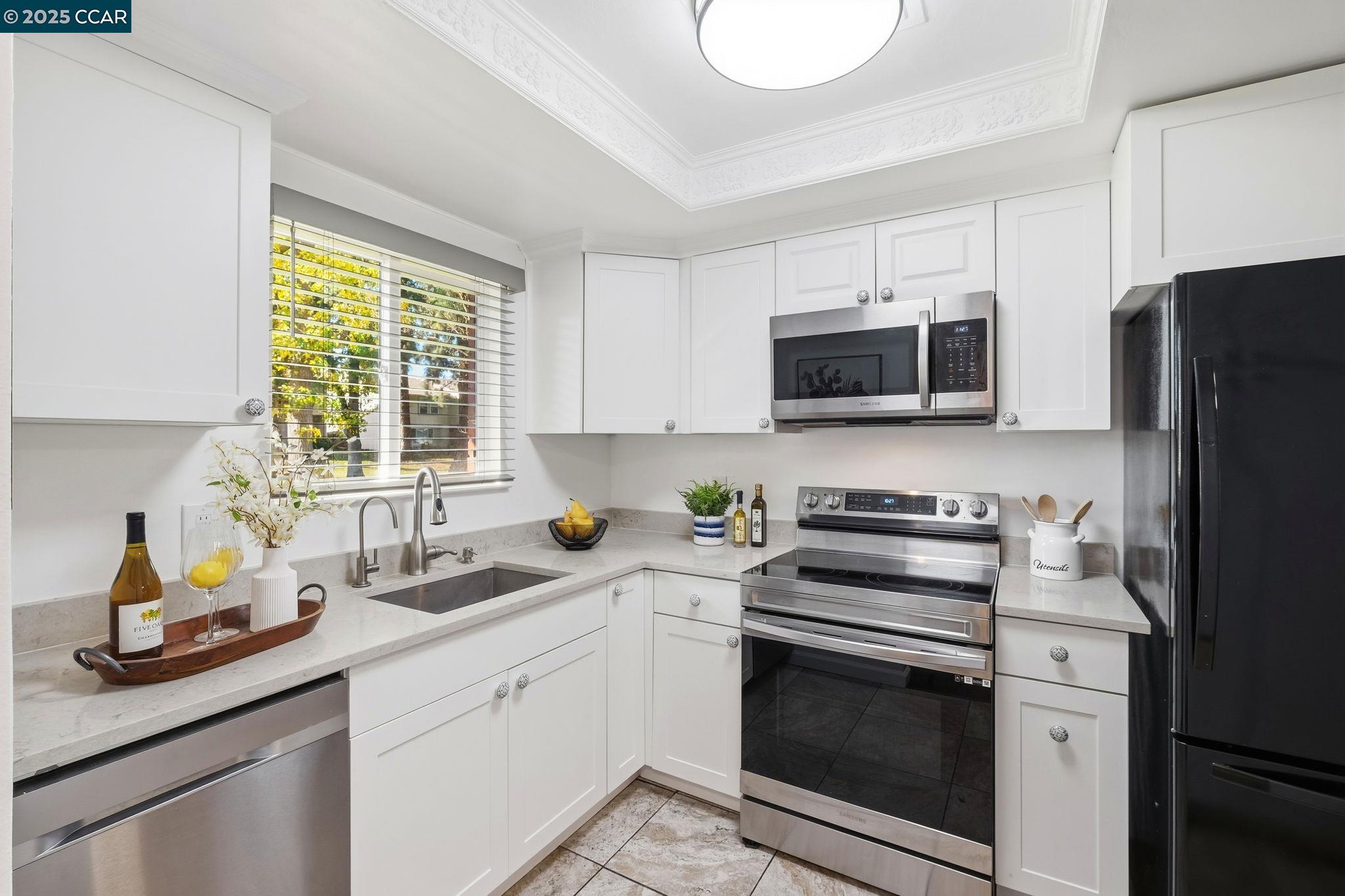 Detail Gallery Image 11 of 38 For 1804 Wildbrook Ct #C,  Concord,  CA 94521 - 2 Beds | 2 Baths