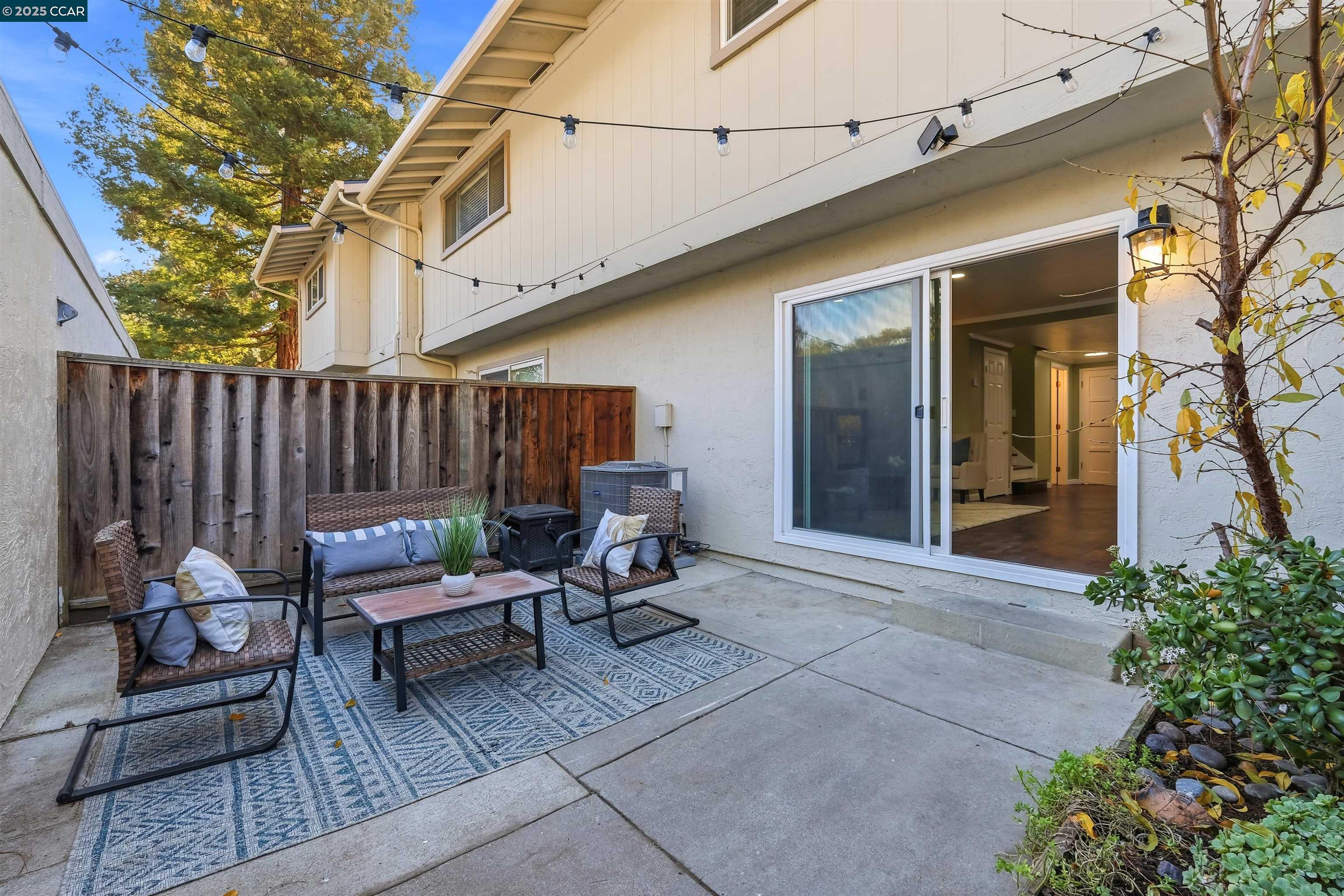 Detail Gallery Image 29 of 38 For 1804 Wildbrook Ct #C,  Concord,  CA 94521 - 2 Beds | 2 Baths