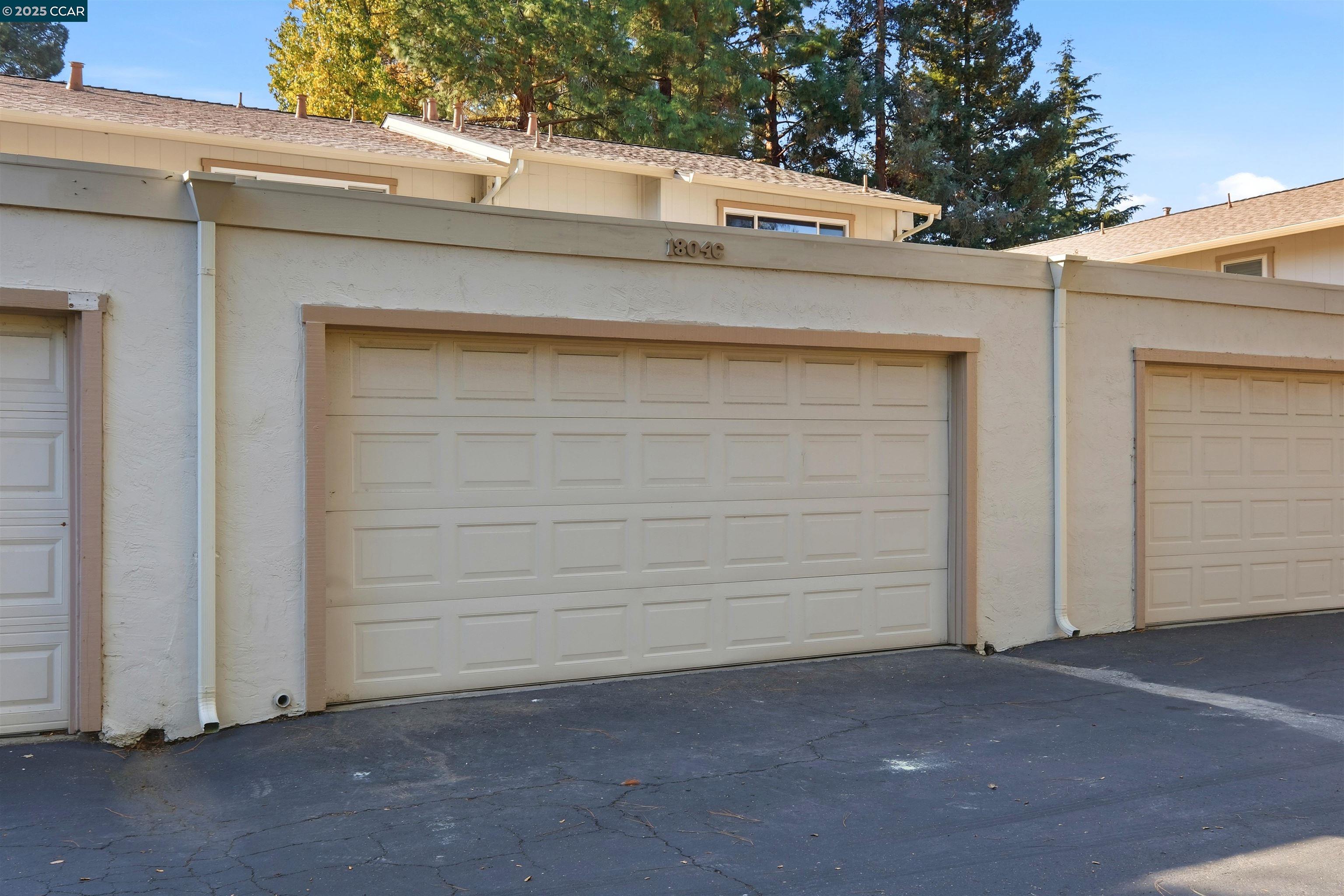 Detail Gallery Image 31 of 38 For 1804 Wildbrook Ct #C,  Concord,  CA 94521 - 2 Beds | 2 Baths