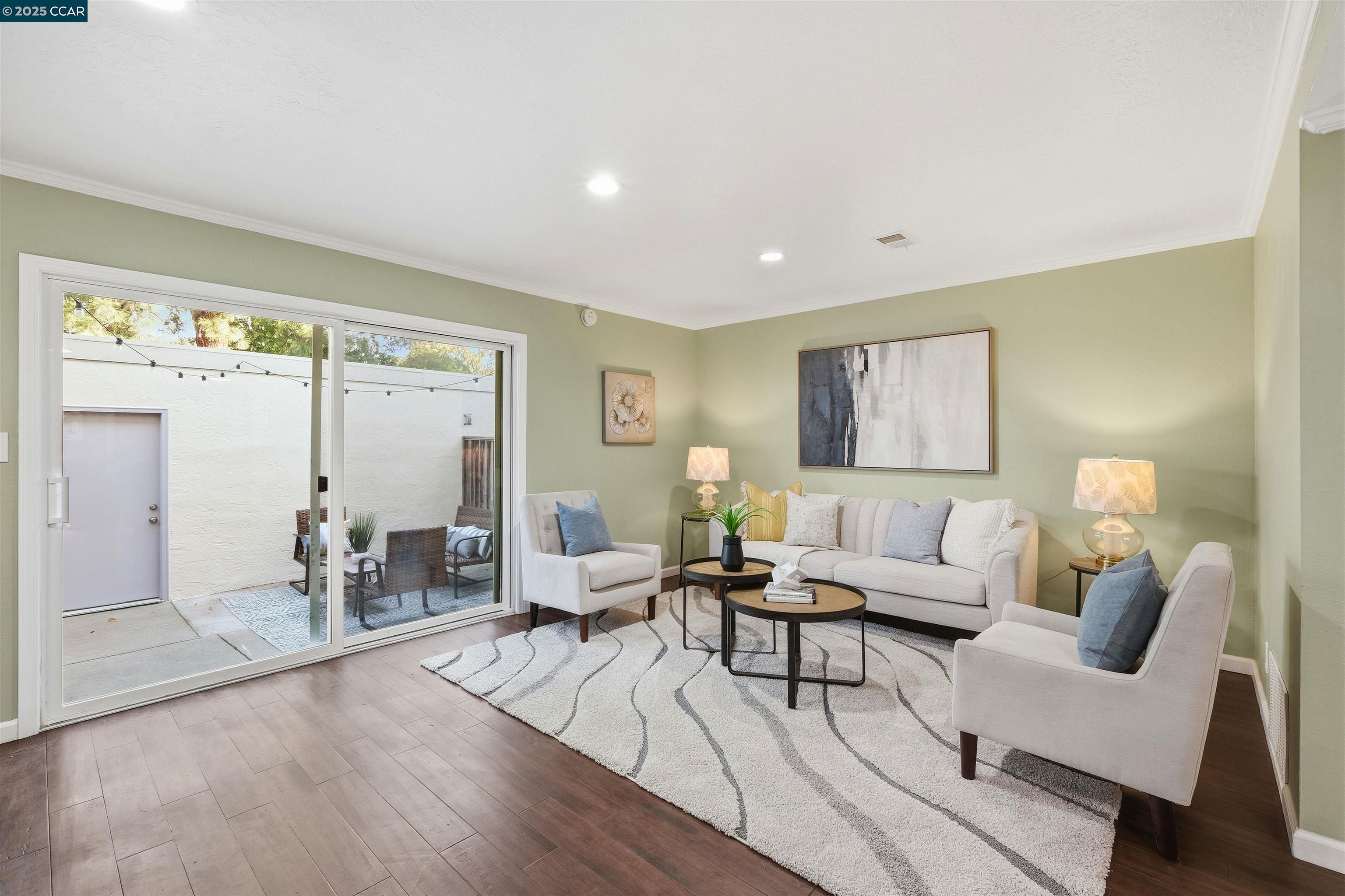Detail Gallery Image 9 of 38 For 1804 Wildbrook Ct #C,  Concord,  CA 94521 - 2 Beds | 2 Baths