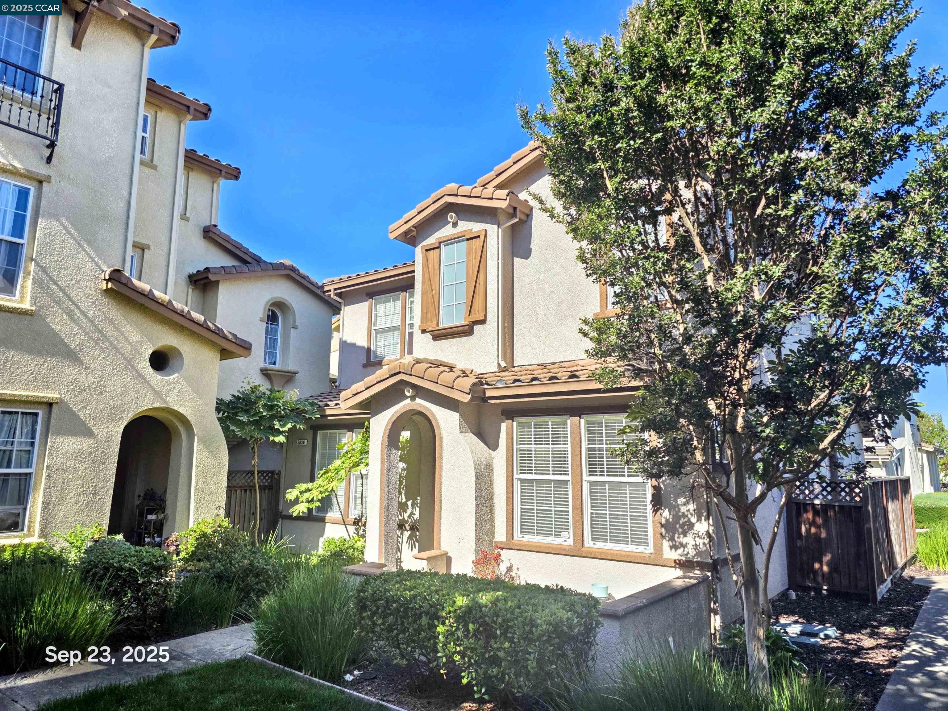 Detail Gallery Image 2 of 19 For 5036 Match Ct, Richmond,  CA 94806 - 3 Beds | 2/1 Baths