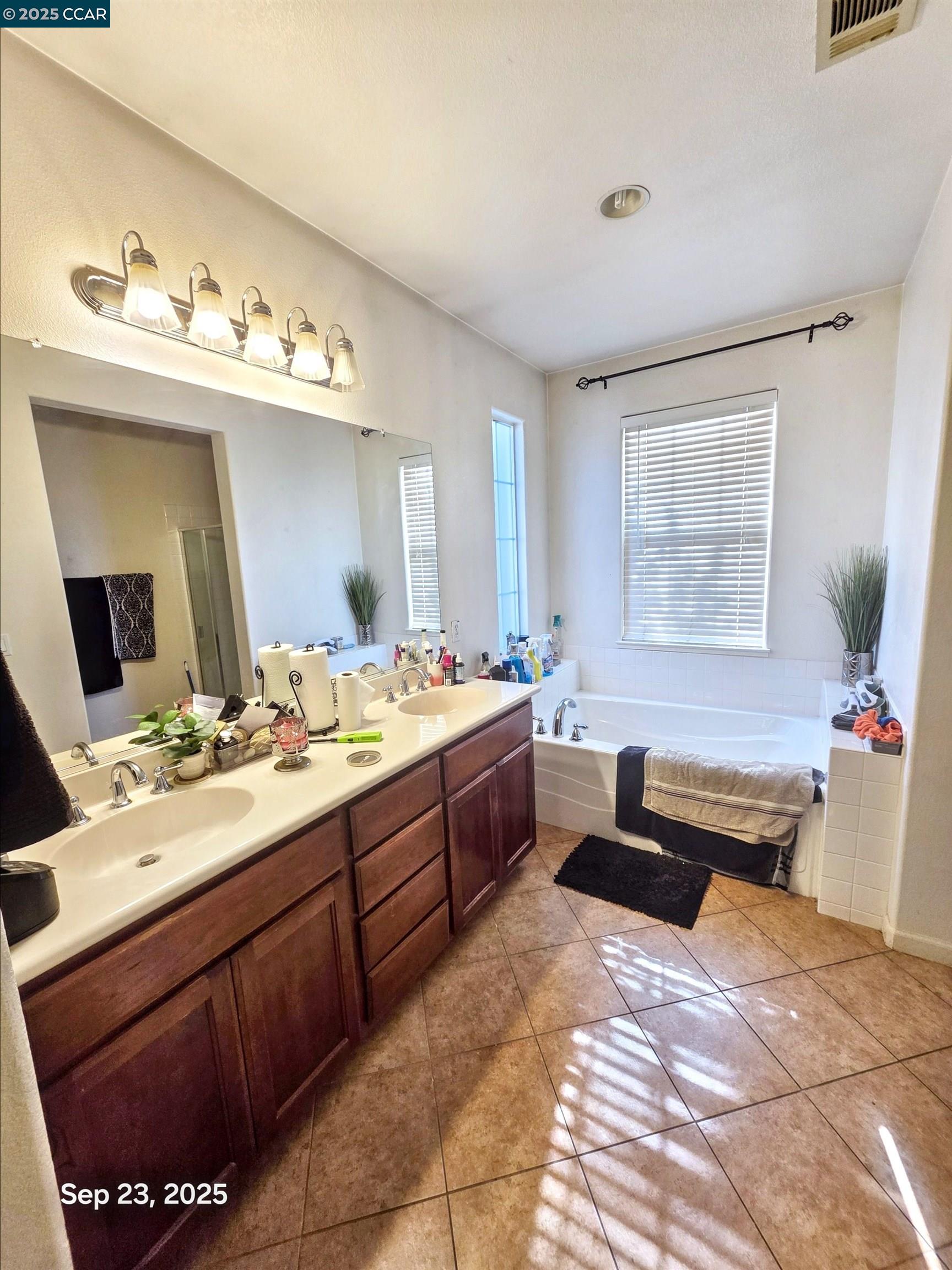 Detail Gallery Image 16 of 19 For 5036 Match Ct, Richmond,  CA 94806 - 3 Beds | 2/1 Baths