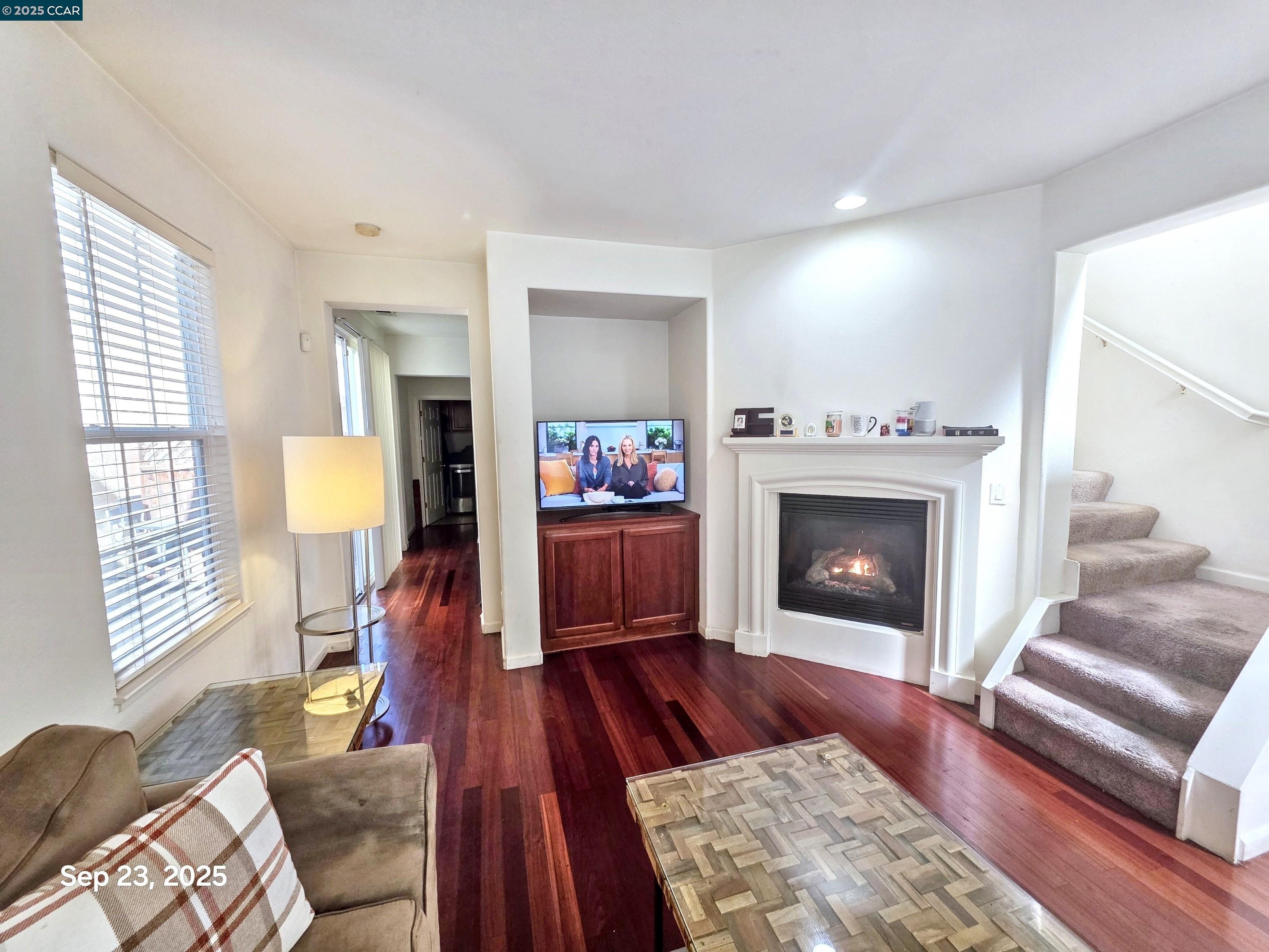Detail Gallery Image 5 of 19 For 5036 Match Ct, Richmond,  CA 94806 - 3 Beds | 2/1 Baths