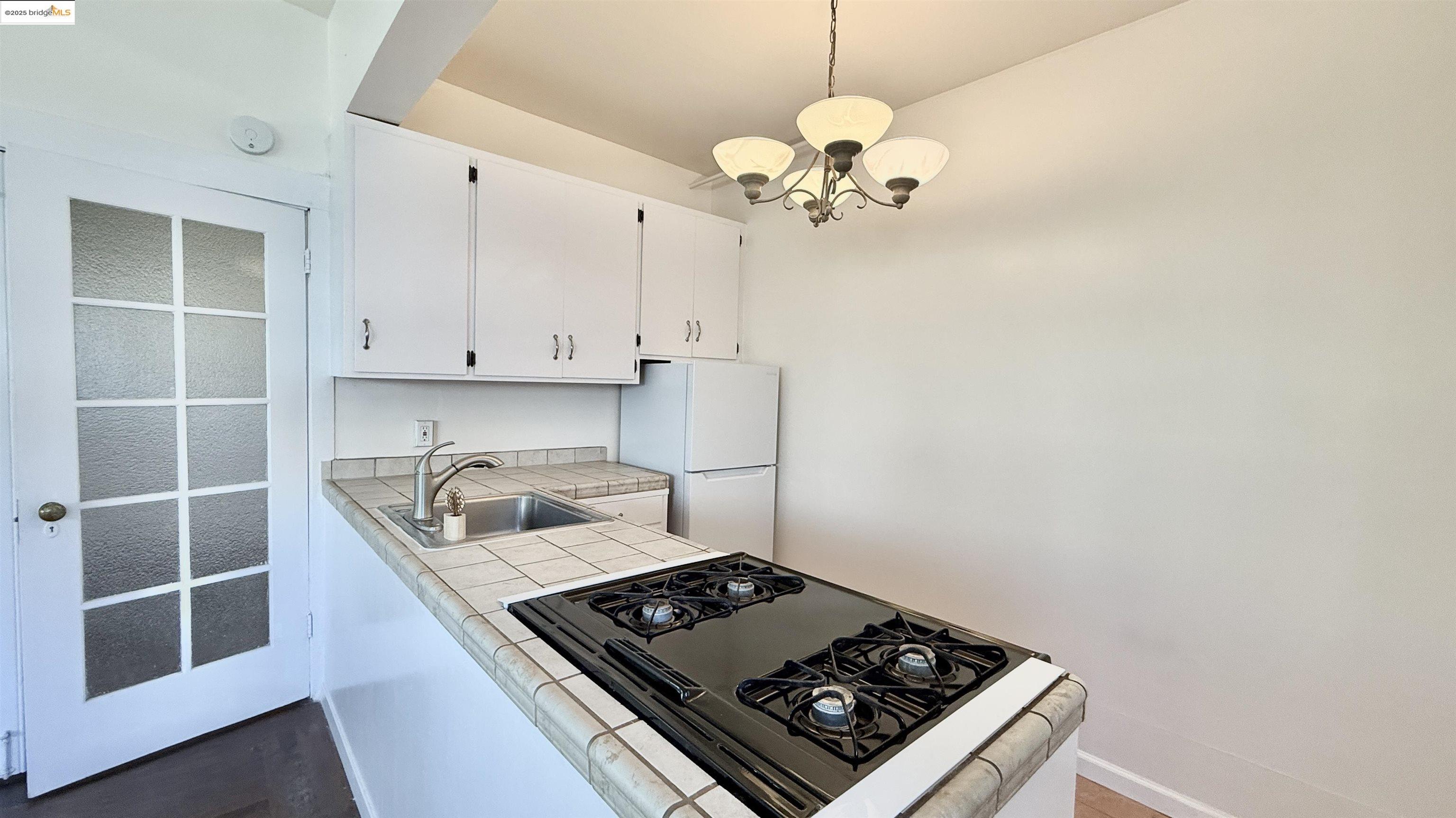 Detail Gallery Image 15 of 19 For 6446 Colby St, Oakland,  CA 94618 - – Beds | – Baths