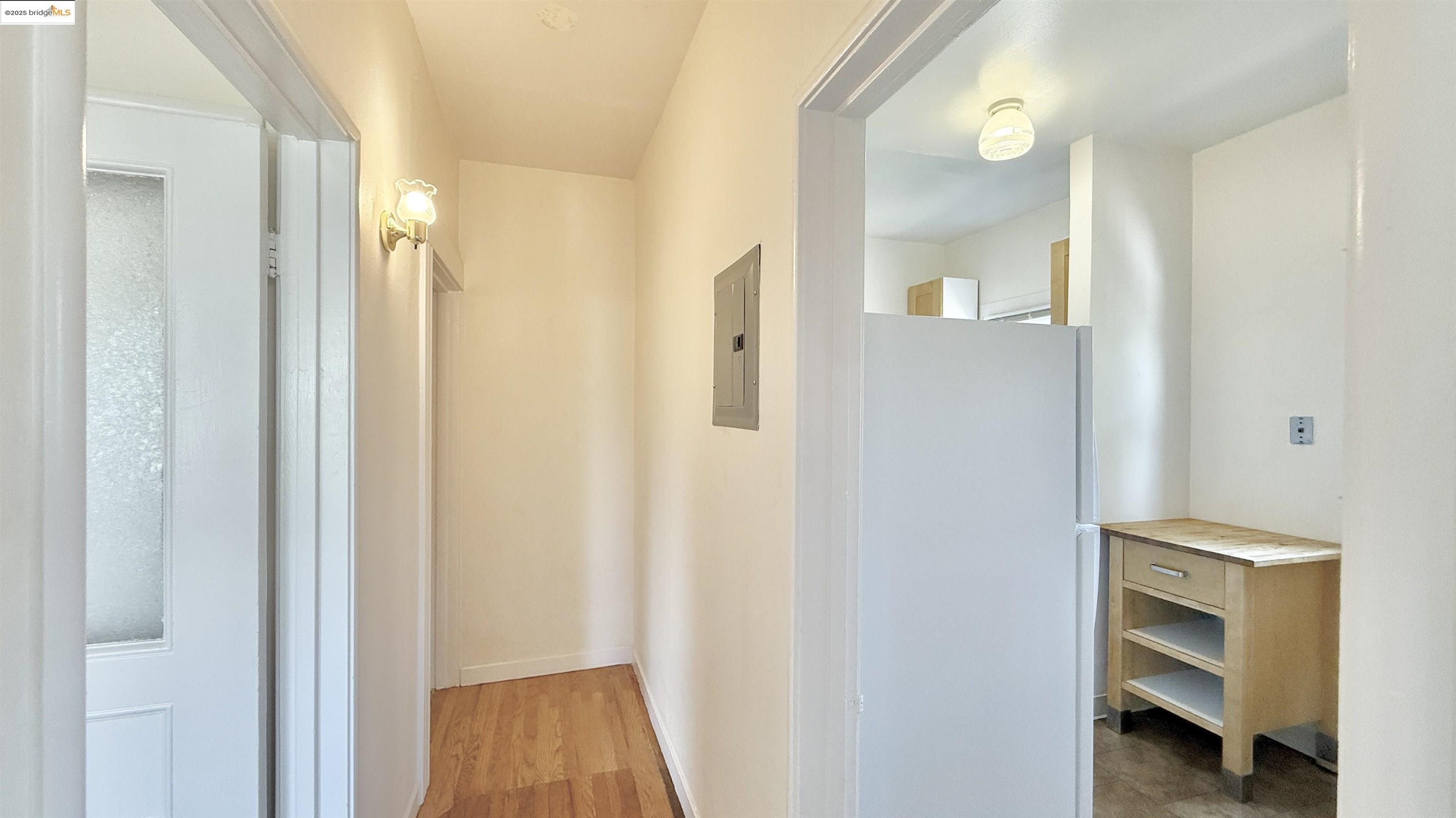 Detail Gallery Image 6 of 19 For 6446 Colby St, Oakland,  CA 94618 - – Beds | – Baths