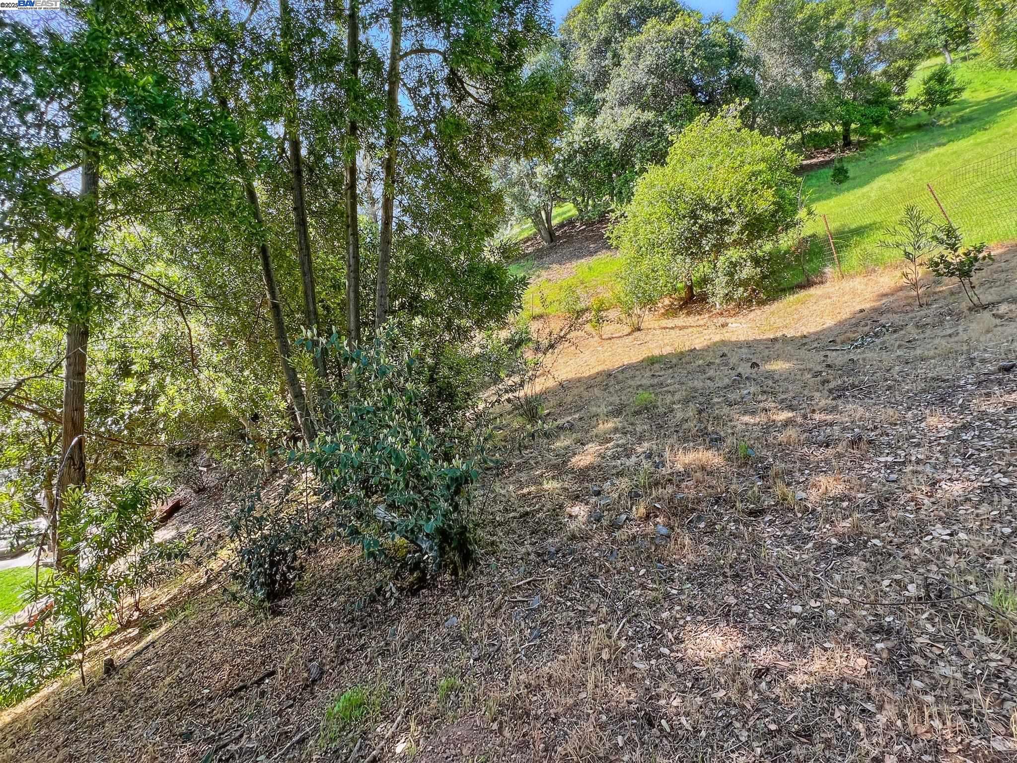 Detail Gallery Image 29 of 43 For 35 San Joaquin Pl, Novato,  CA 94947 - 4 Beds | 3 Baths