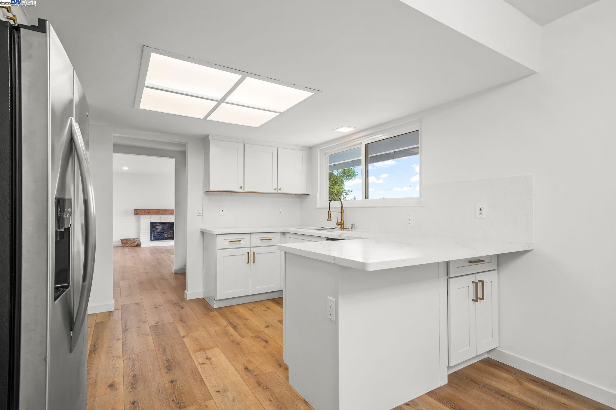 Detail Gallery Image 8 of 43 For 35 San Joaquin Pl, Novato,  CA 94947 - 4 Beds | 3 Baths