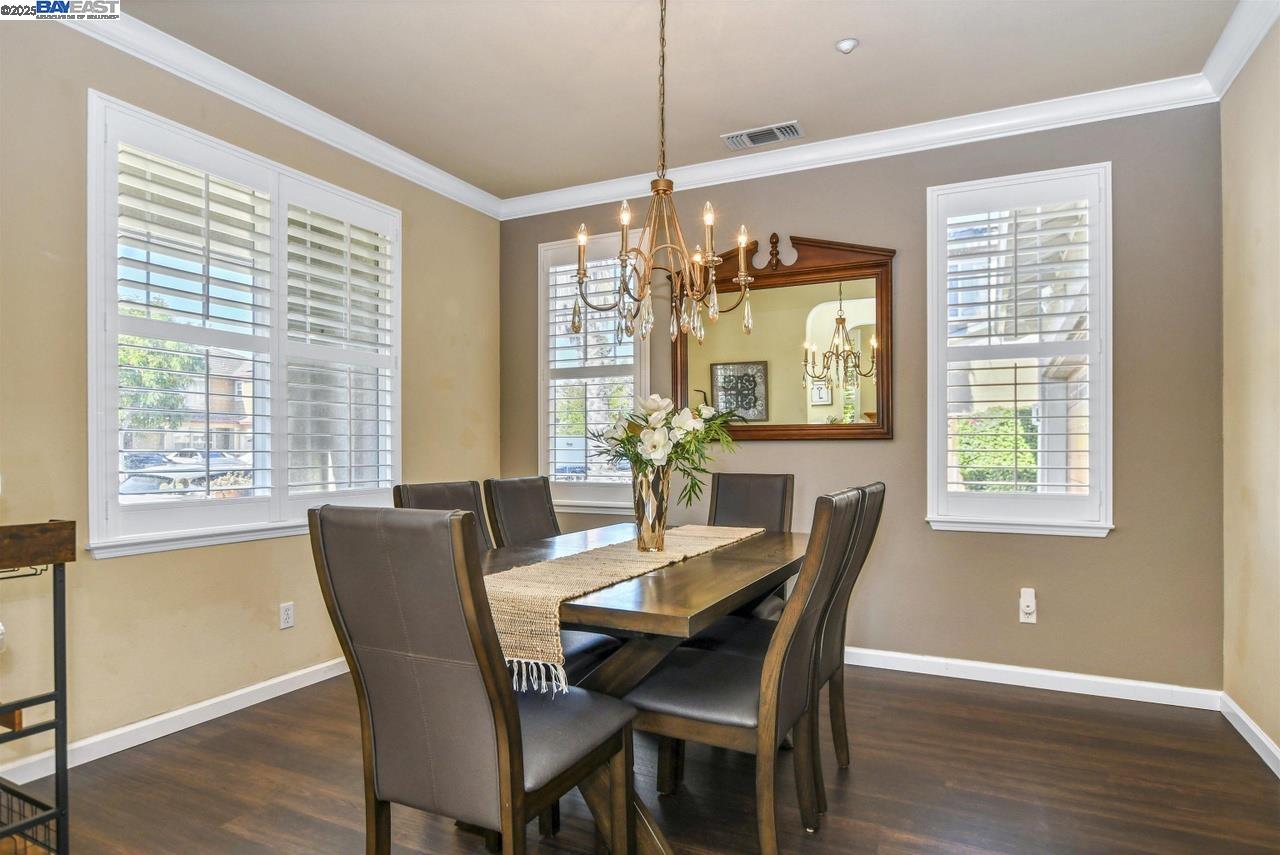 Detail Gallery Image 14 of 41 For 1461 Majestic Ln, Brentwood,  CA 94513 - 4 Beds | 2/1 Baths