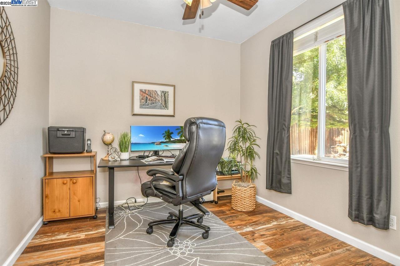 Detail Gallery Image 24 of 41 For 1461 Majestic Ln, Brentwood,  CA 94513 - 4 Beds | 2/1 Baths