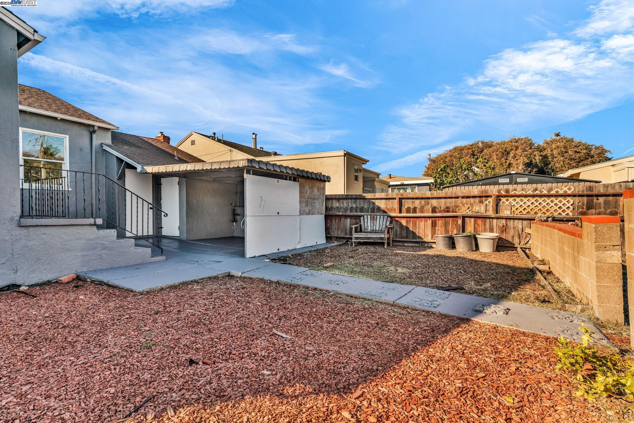 Detail Gallery Image 27 of 38 For 680 Mclaughlin St, Richmond,  CA 94805 - 3 Beds | 2 Baths