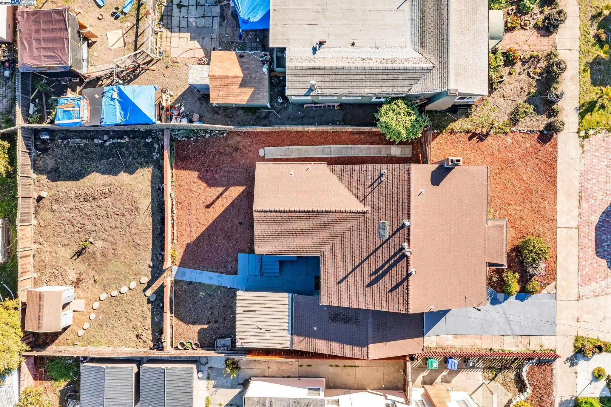 Detail Gallery Image 37 of 38 For 680 Mclaughlin St, Richmond,  CA 94805 - 3 Beds | 2 Baths