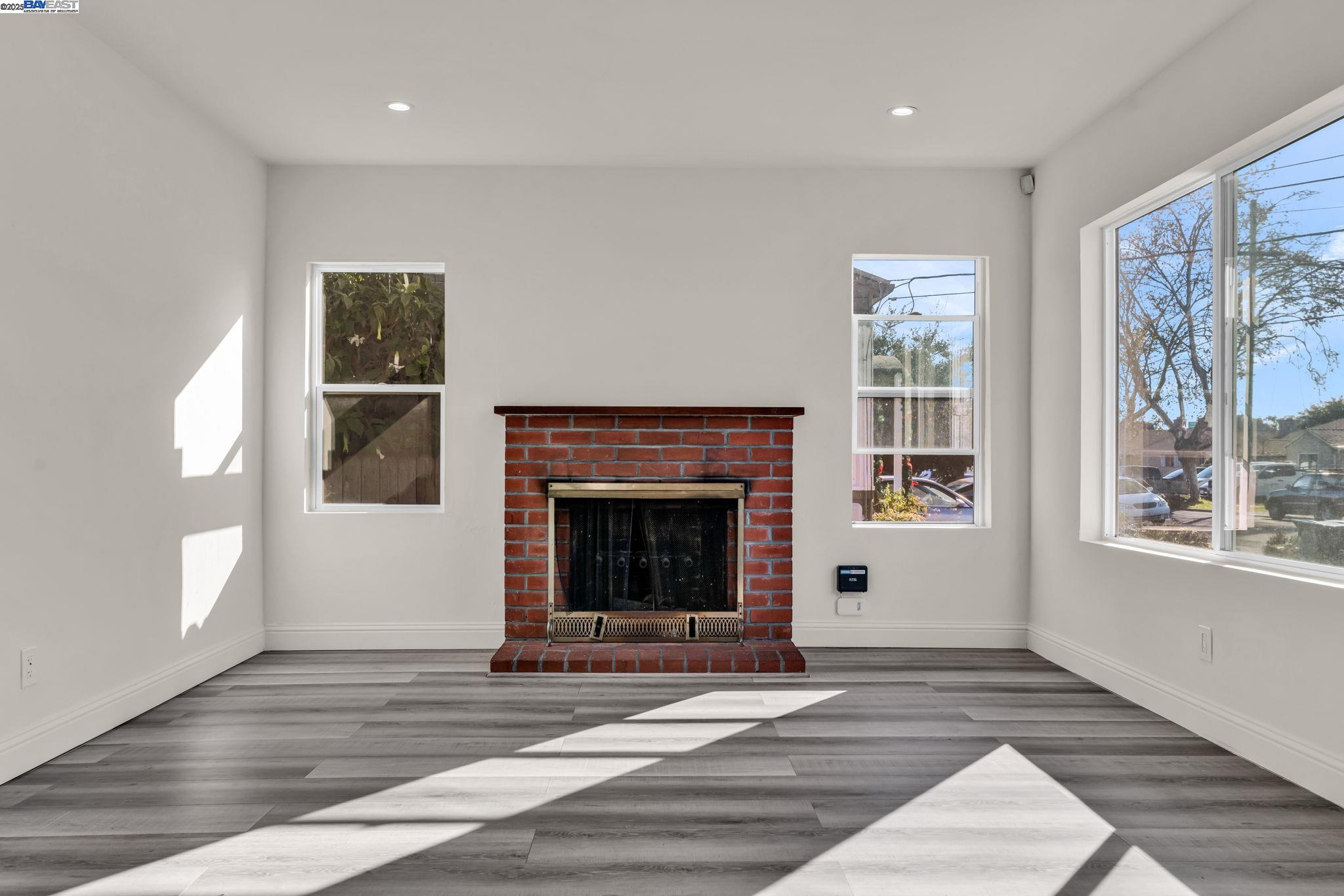 Detail Gallery Image 7 of 38 For 680 Mclaughlin St, Richmond,  CA 94805 - 3 Beds | 2 Baths