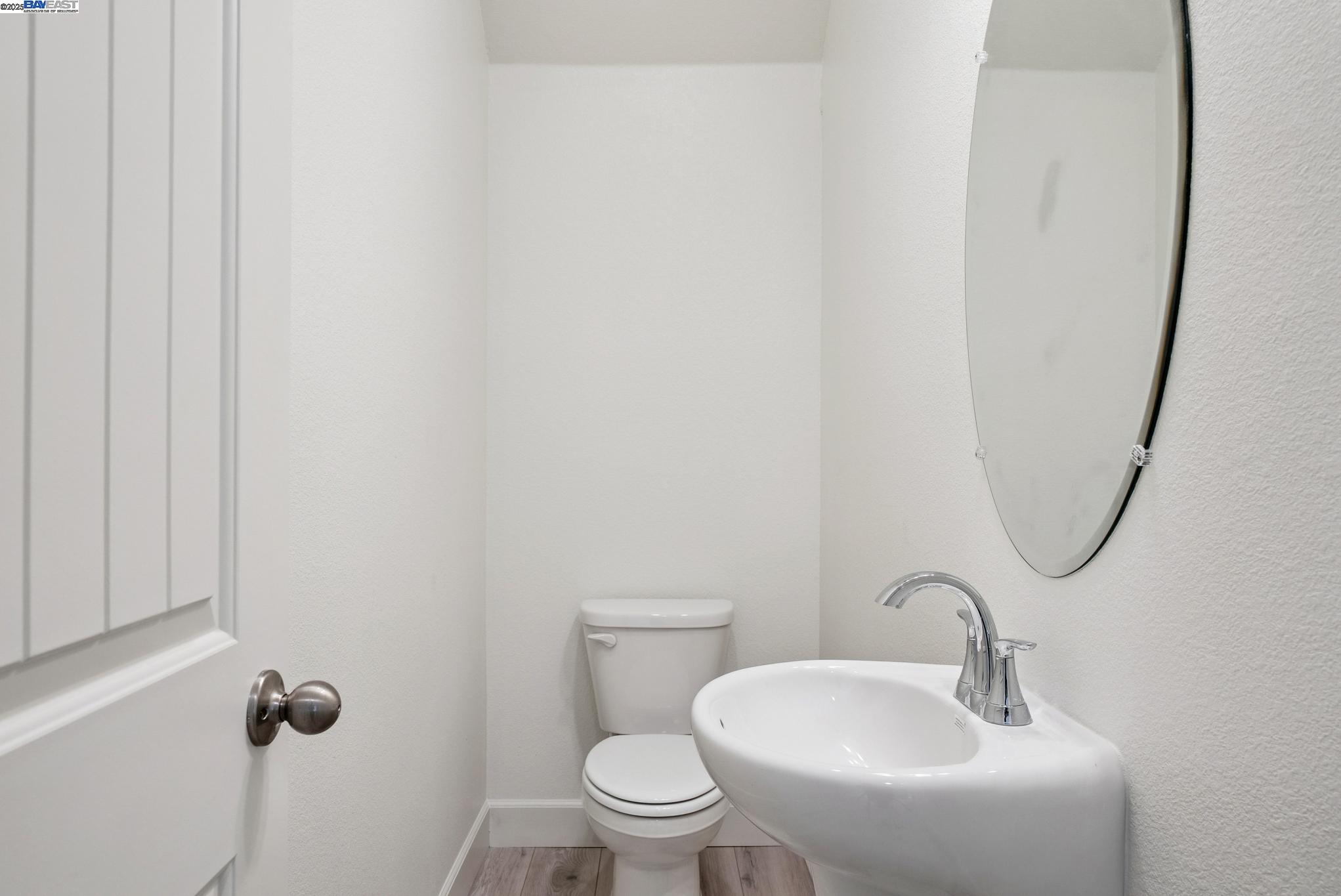 Detail Gallery Image 15 of 39 For 246 Mindy Way, Pittsburg,  CA 94565 - 5 Beds | 3/1 Baths