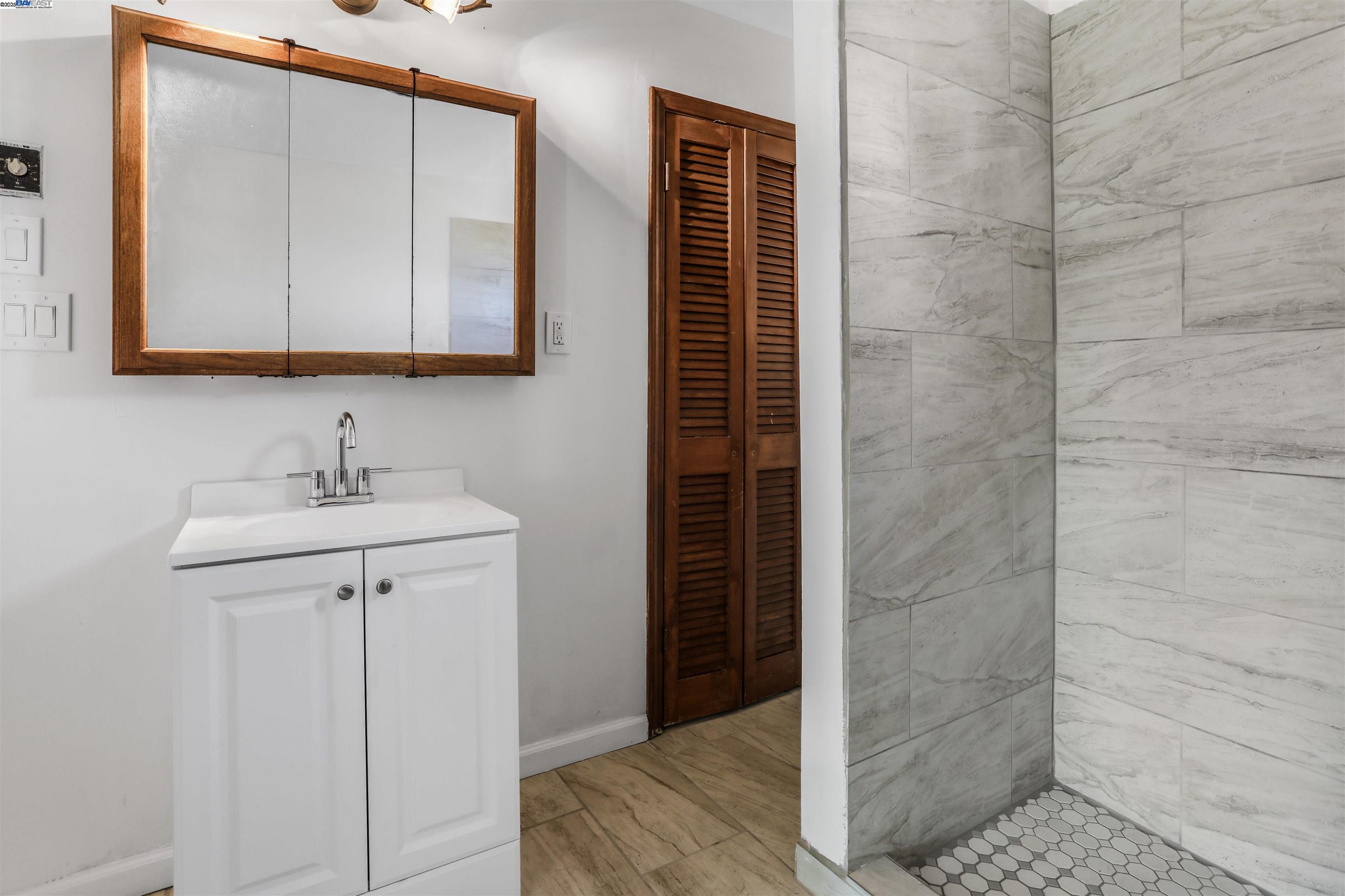 Detail Gallery Image 11 of 26 For 1925 Alpha Way, Antioch,  CA 94509 - 3 Beds | 2 Baths