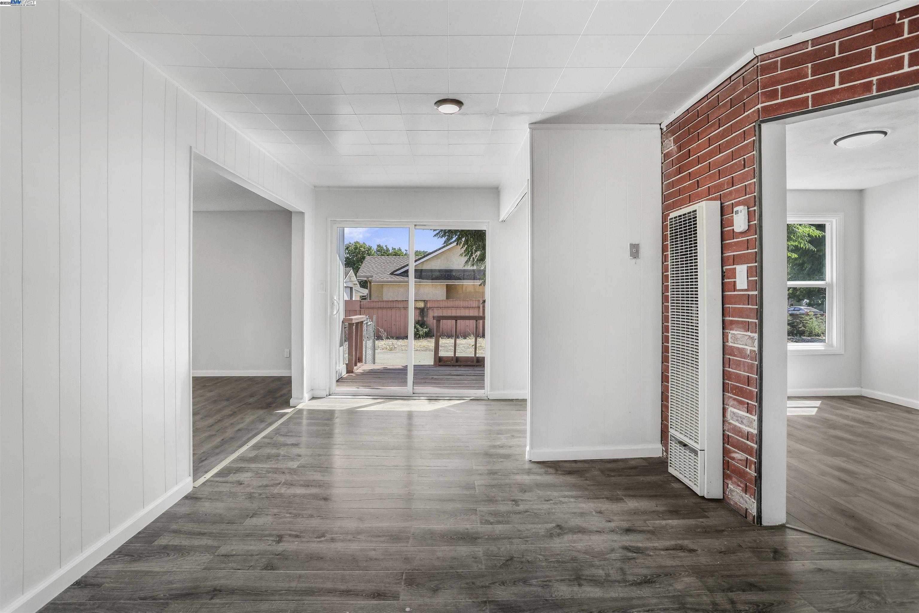 Detail Gallery Image 16 of 26 For 1925 Alpha Way, Antioch,  CA 94509 - 3 Beds | 2 Baths