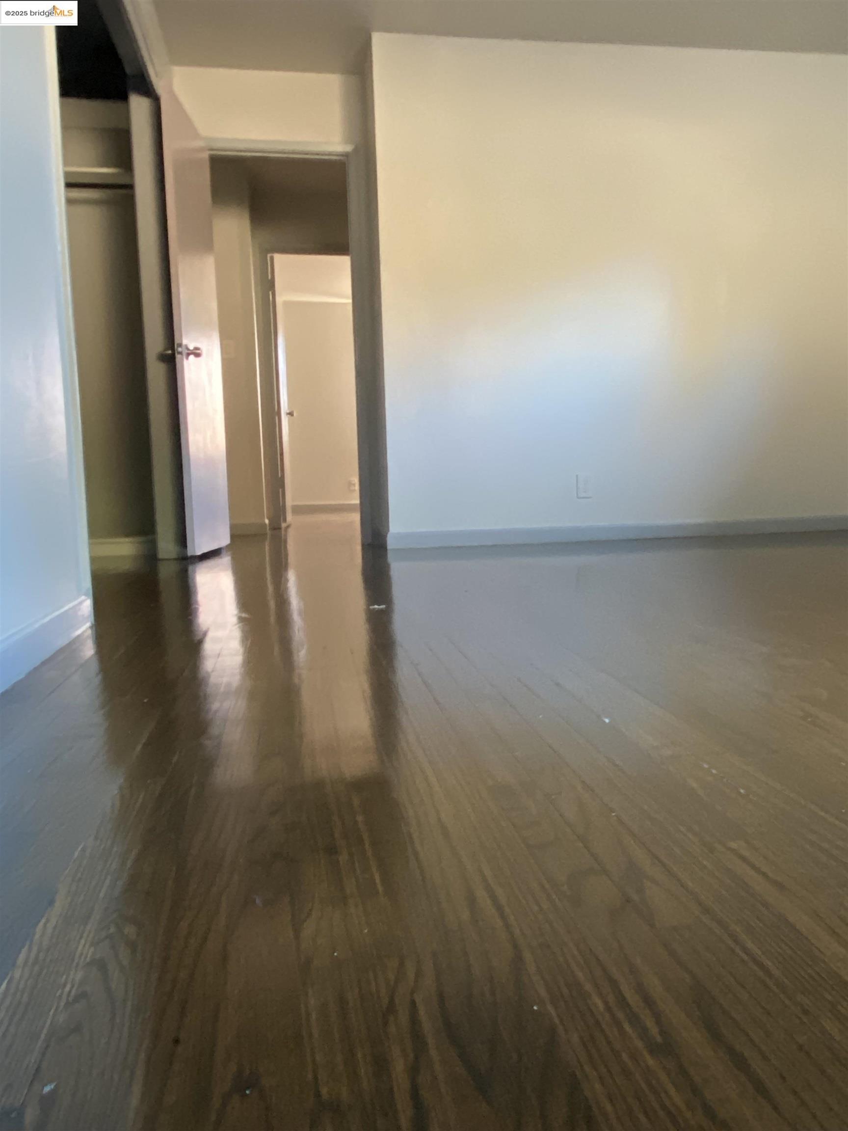 Detail Gallery Image 14 of 16 For 8454 E Ney Ave, Oakland,  CA 94605 - 3 Beds | 2 Baths