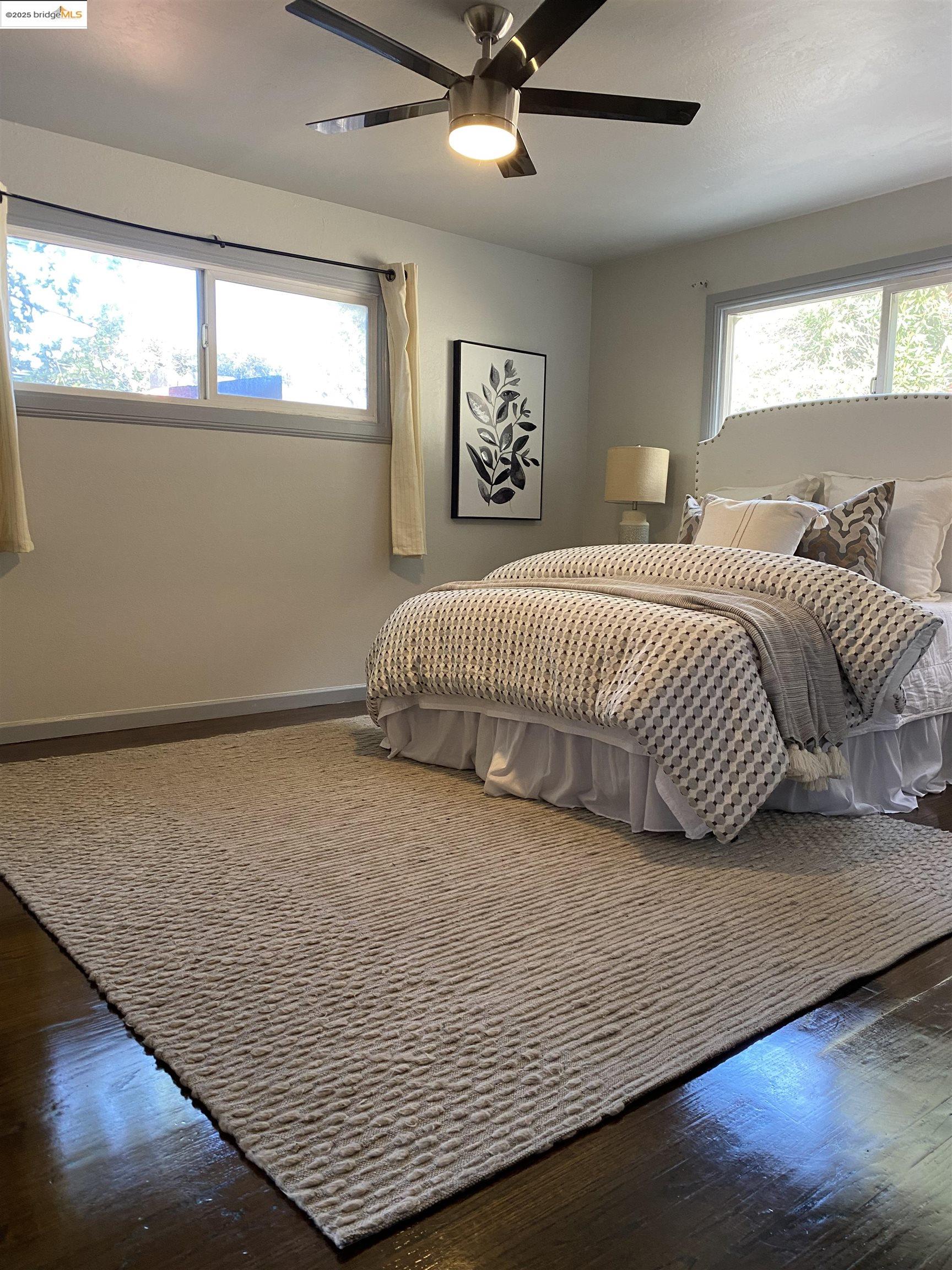 Detail Gallery Image 8 of 17 For 8454 E Ney Ave, Oakland,  CA 94605 - 3 Beds | 2 Baths