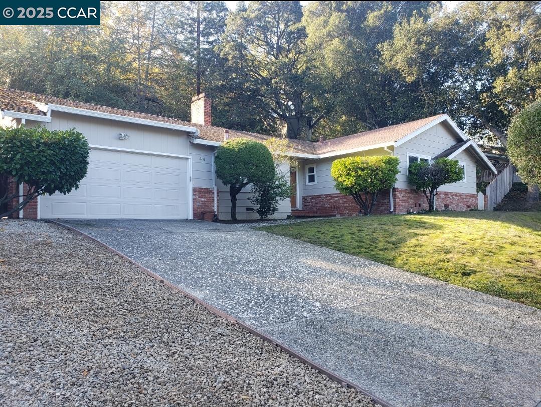 Detail Gallery Image 1 of 21 For 44 Muth Dr, Orinda,  CA 94563 - 3 Beds | 2 Baths