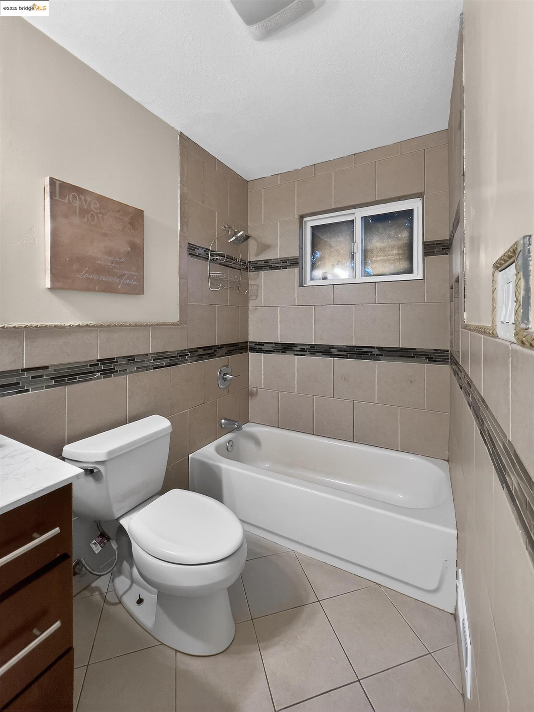 Detail Gallery Image 10 of 43 For 2322 Peachtree Cir, Antioch,  CA 94509 - 1 Beds | 1/1 Baths