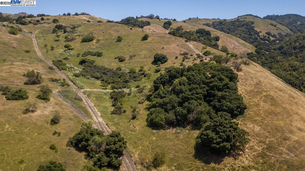 Detail Gallery Image 6 of 14 For 12610 Clayton Rd, San Jose,  CA 95127 - – Beds | – Baths