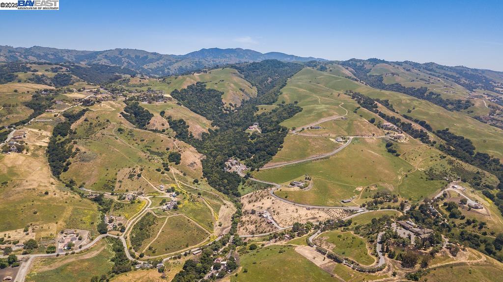 Detail Gallery Image 10 of 14 For 12610 Clayton Rd, San Jose,  CA 95127 - – Beds | – Baths