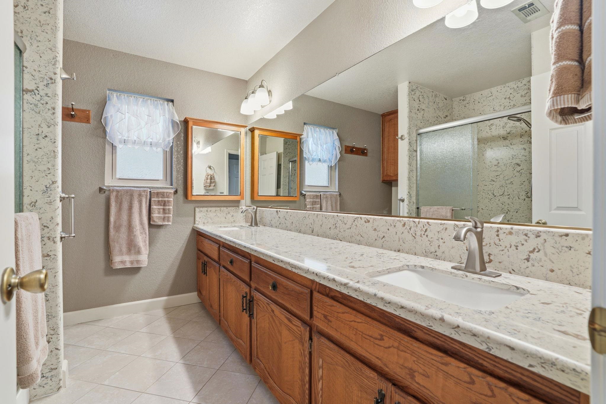 Detail Gallery Image 29 of 37 For 2414 Vine Ave, Escalon,  CA 95320 - 4 Beds | 2 Baths