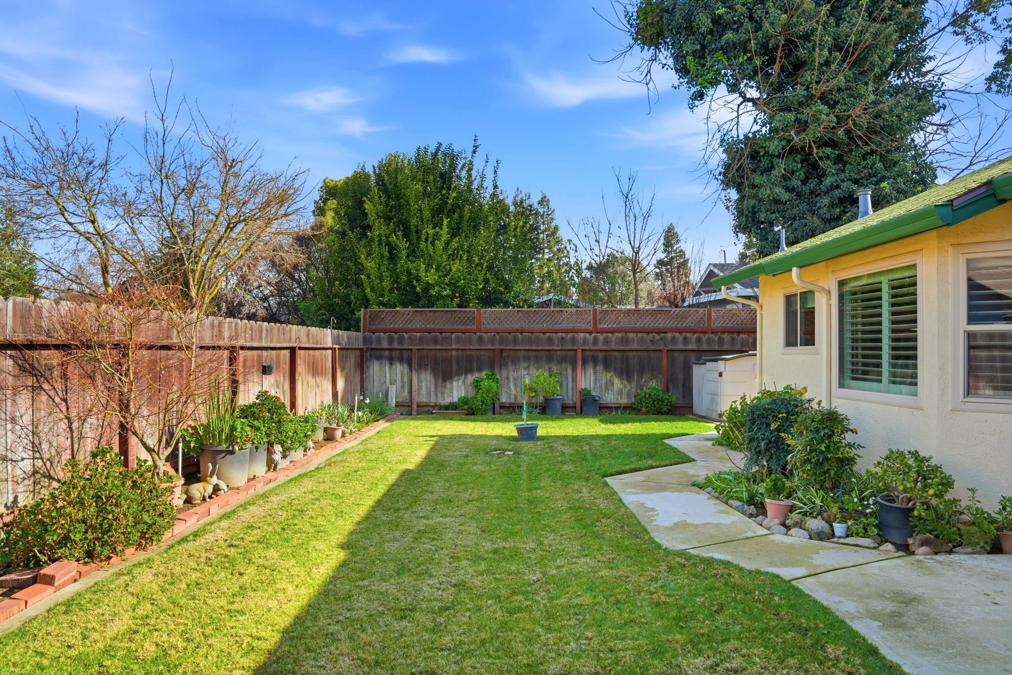 Detail Gallery Image 33 of 37 For 2414 Vine Ave, Escalon,  CA 95320 - 4 Beds | 2 Baths