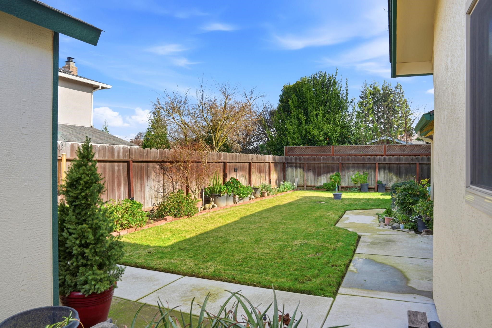 Detail Gallery Image 34 of 37 For 2414 Vine Ave, Escalon,  CA 95320 - 4 Beds | 2 Baths