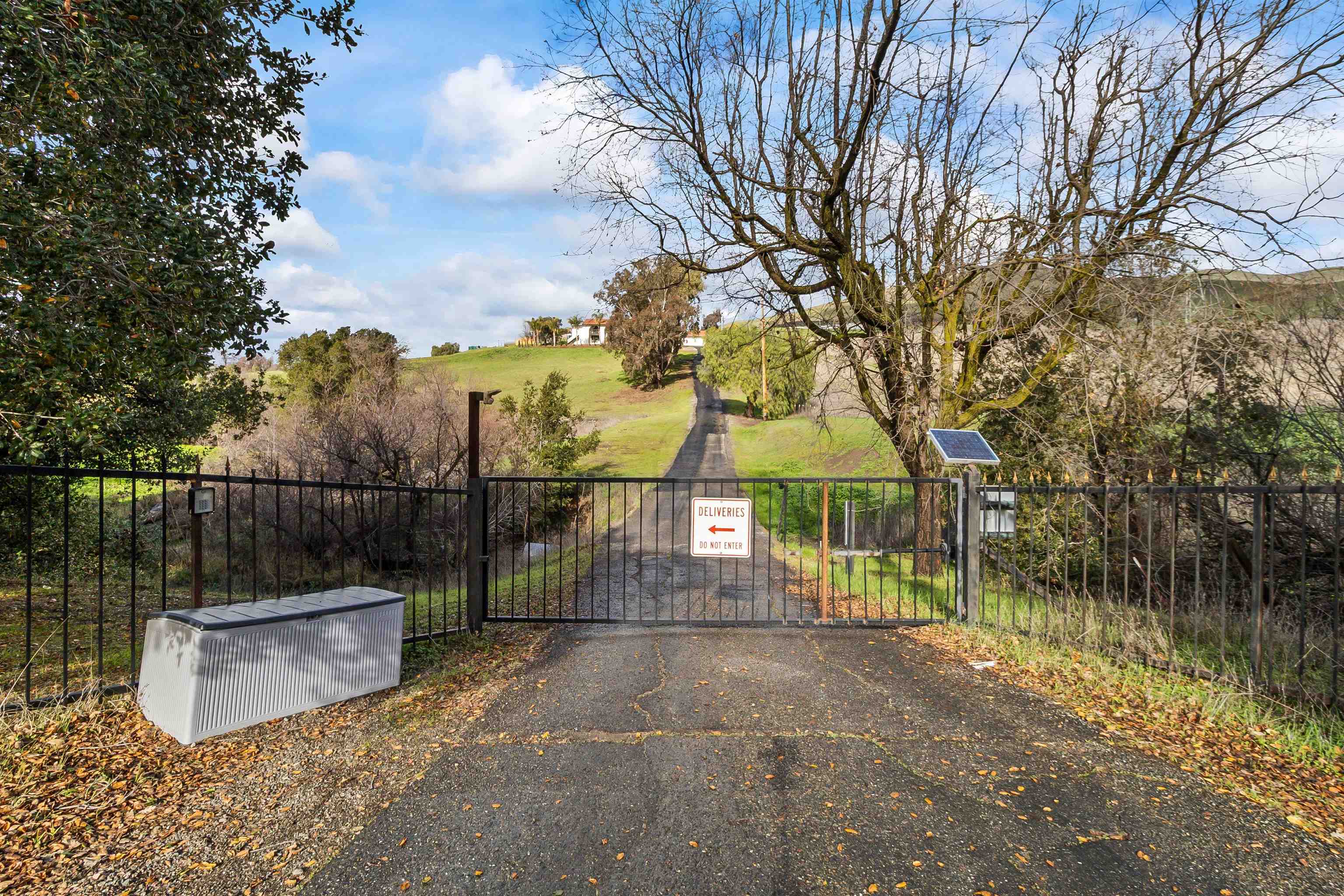Detail Gallery Image 2 of 60 For 12200 Tesla Rd, Livermore,  CA 94550 - 4 Beds | 3 Baths