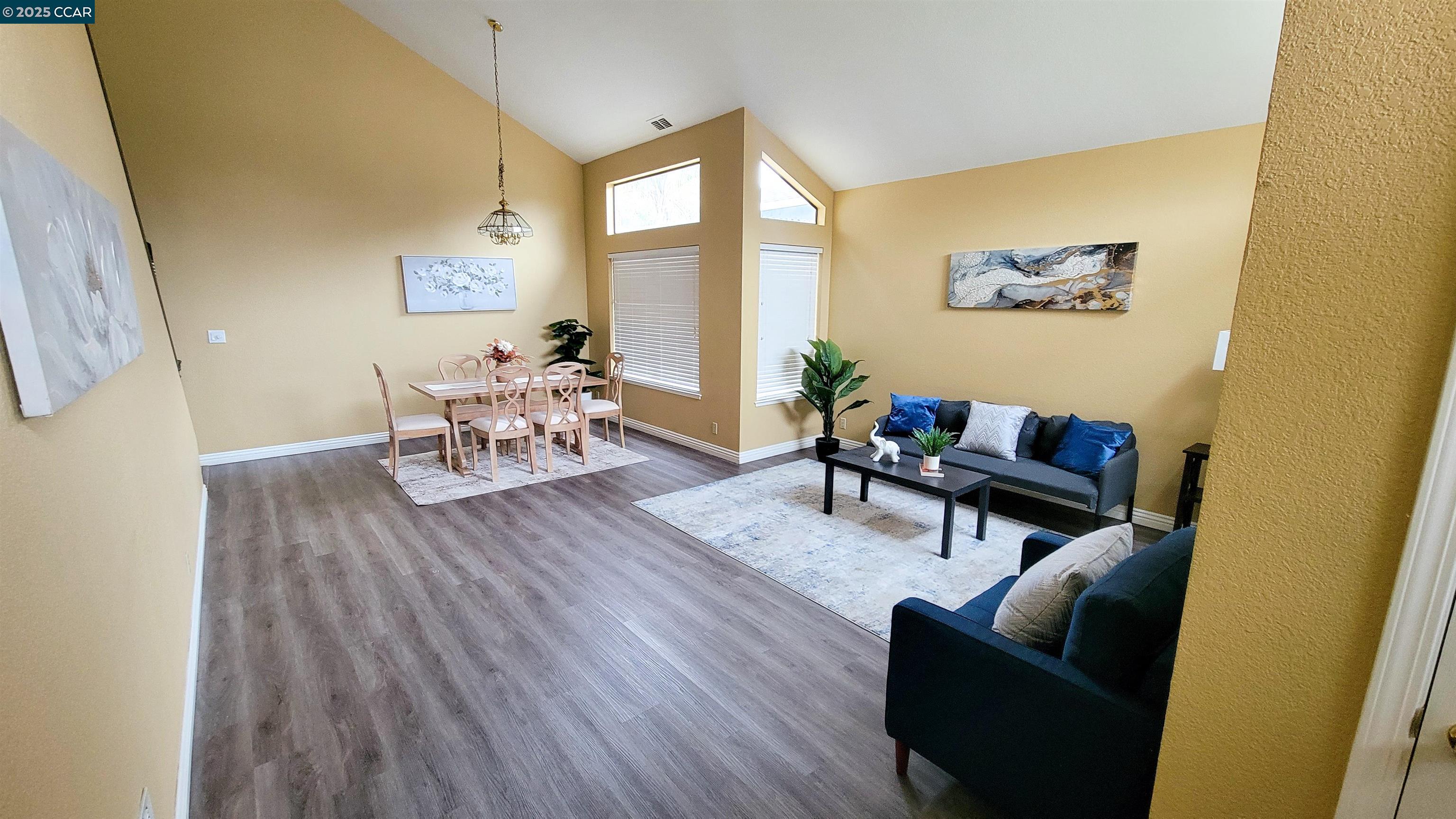 Detail Gallery Image 3 of 23 For 4632 Country Hills Dr, Antioch,  CA 94531 - 4 Beds | 3 Baths