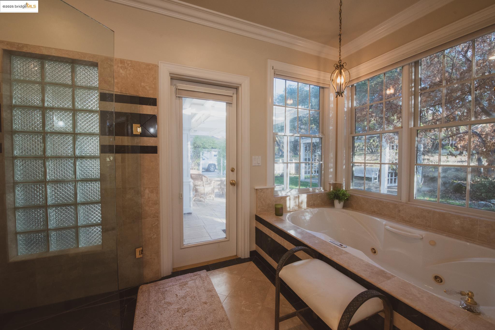 Detail Gallery Image 15 of 50 For 16161 Parkridge Ave, Sonora,  CA 95370 - 3 Beds | 2/1 Baths